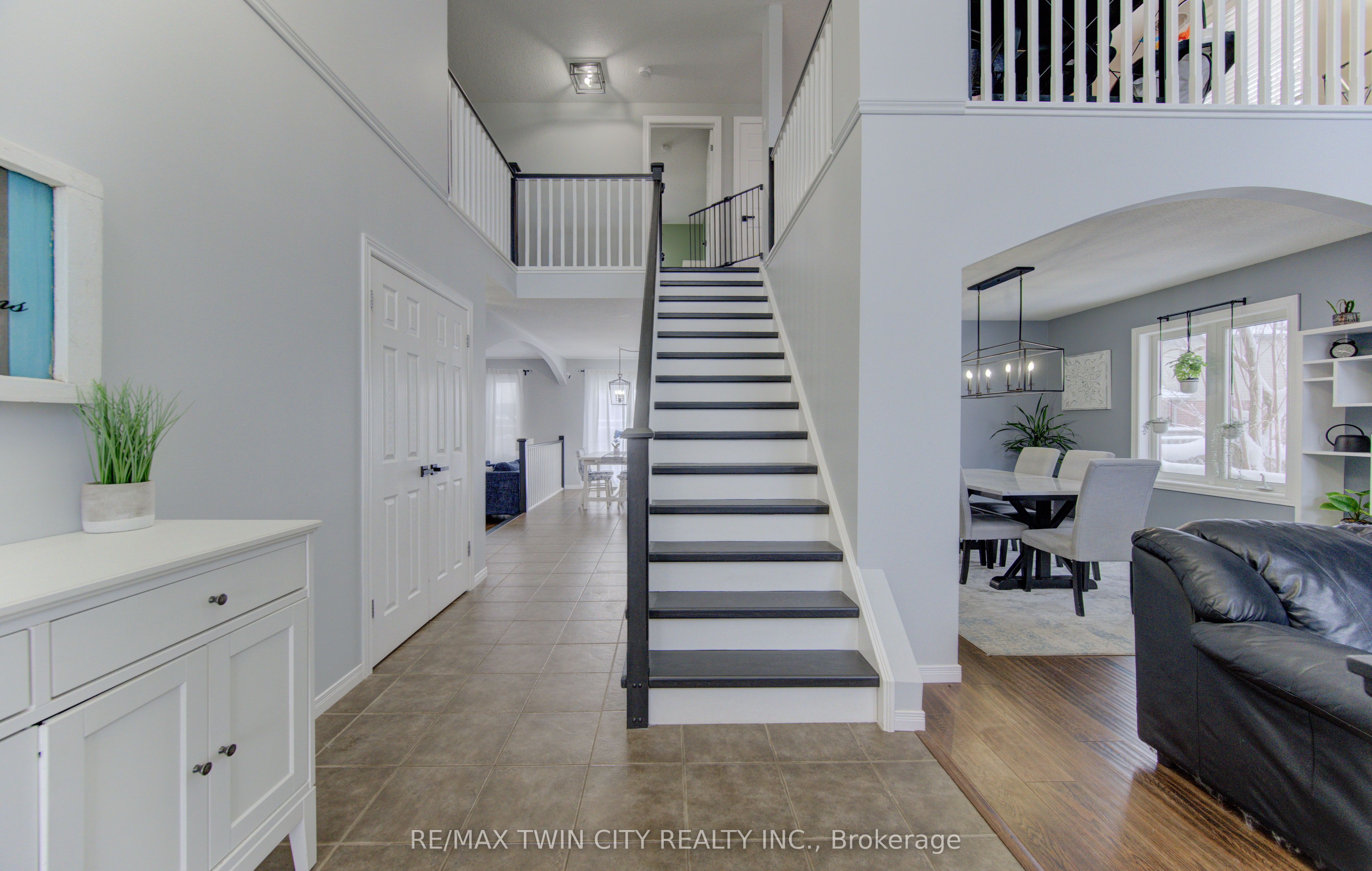 21 West Tree Drive