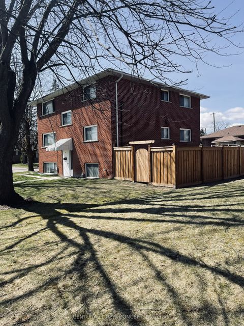 580 Digby Avenue Oshawa ON L1G 1W6