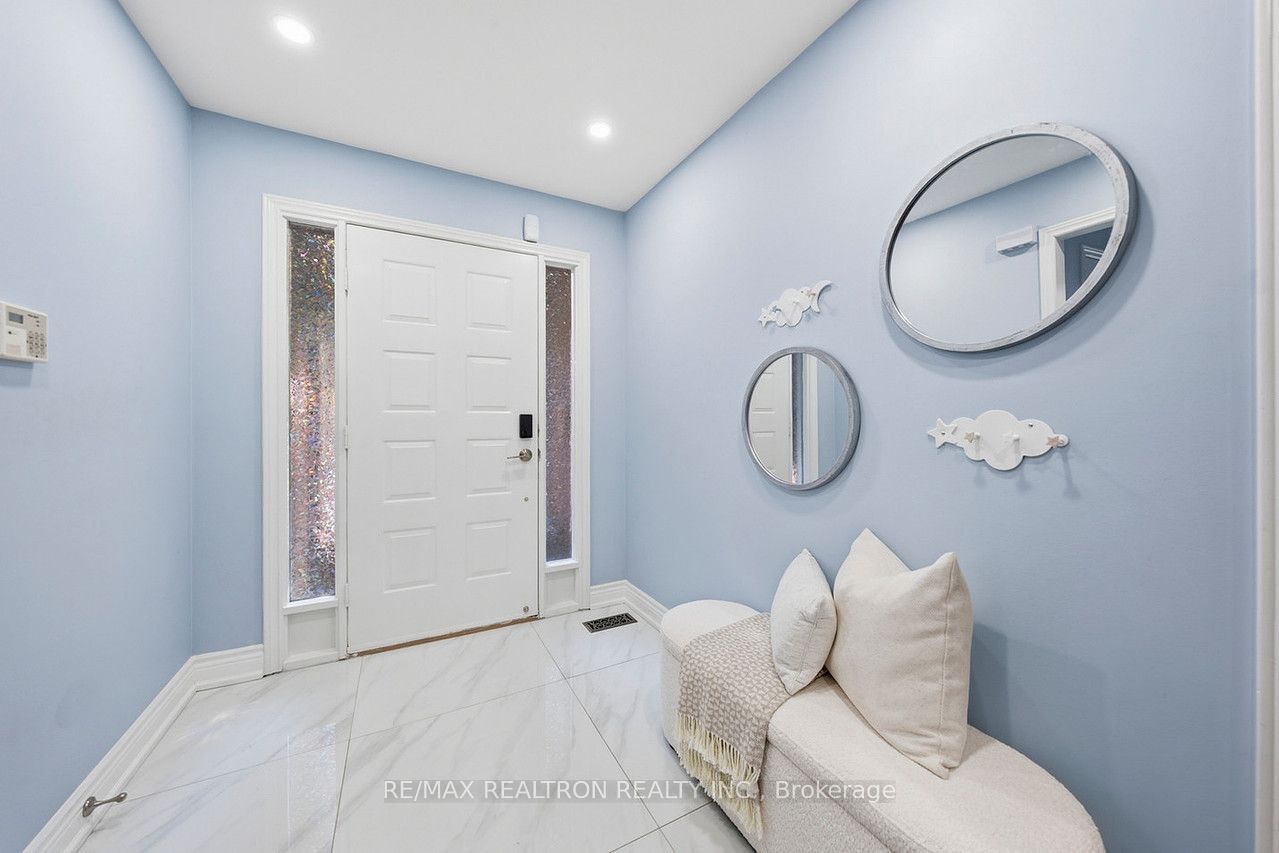 19 Prince Edward Boulevard