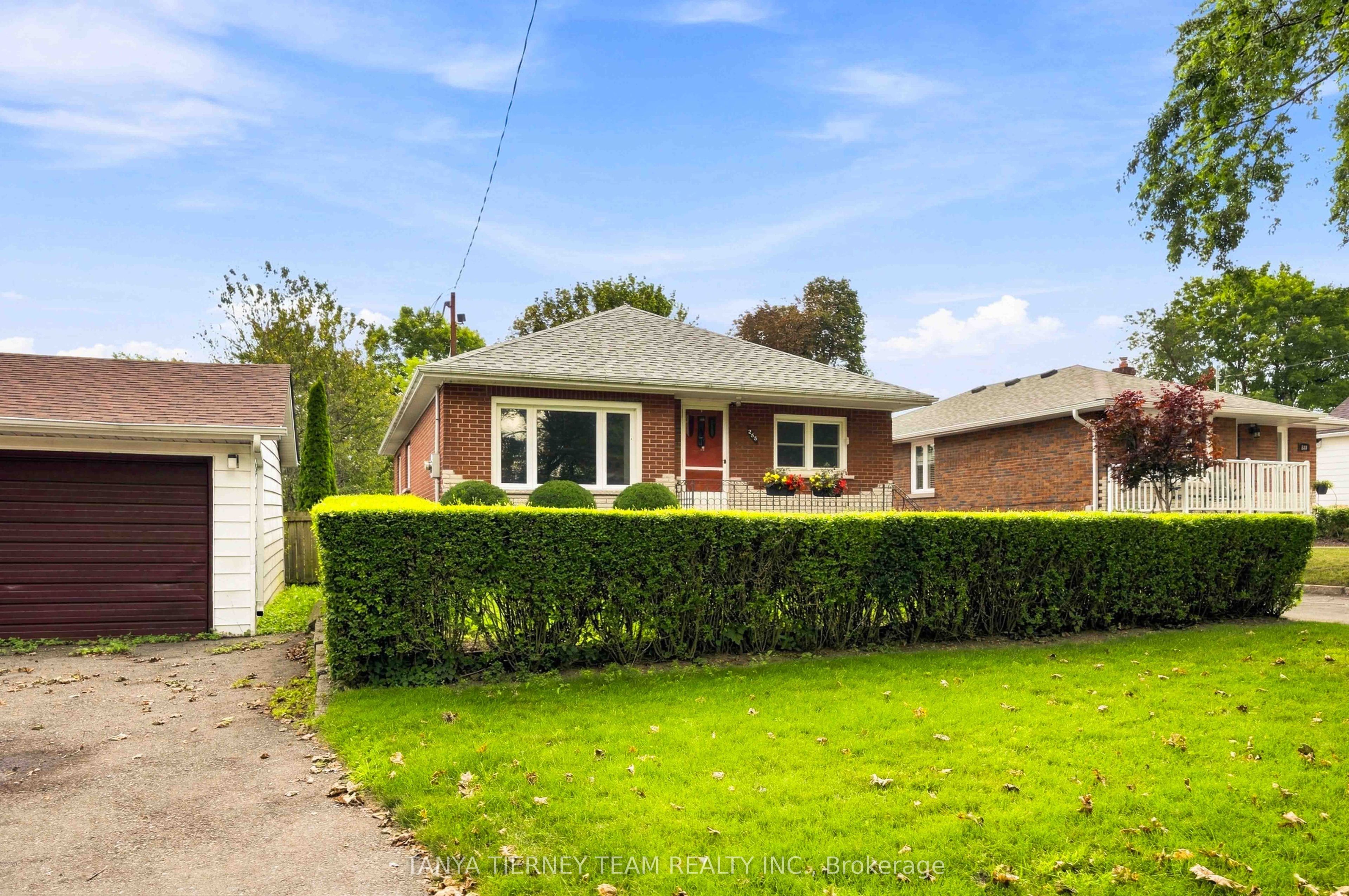 285 Muriel Avenue