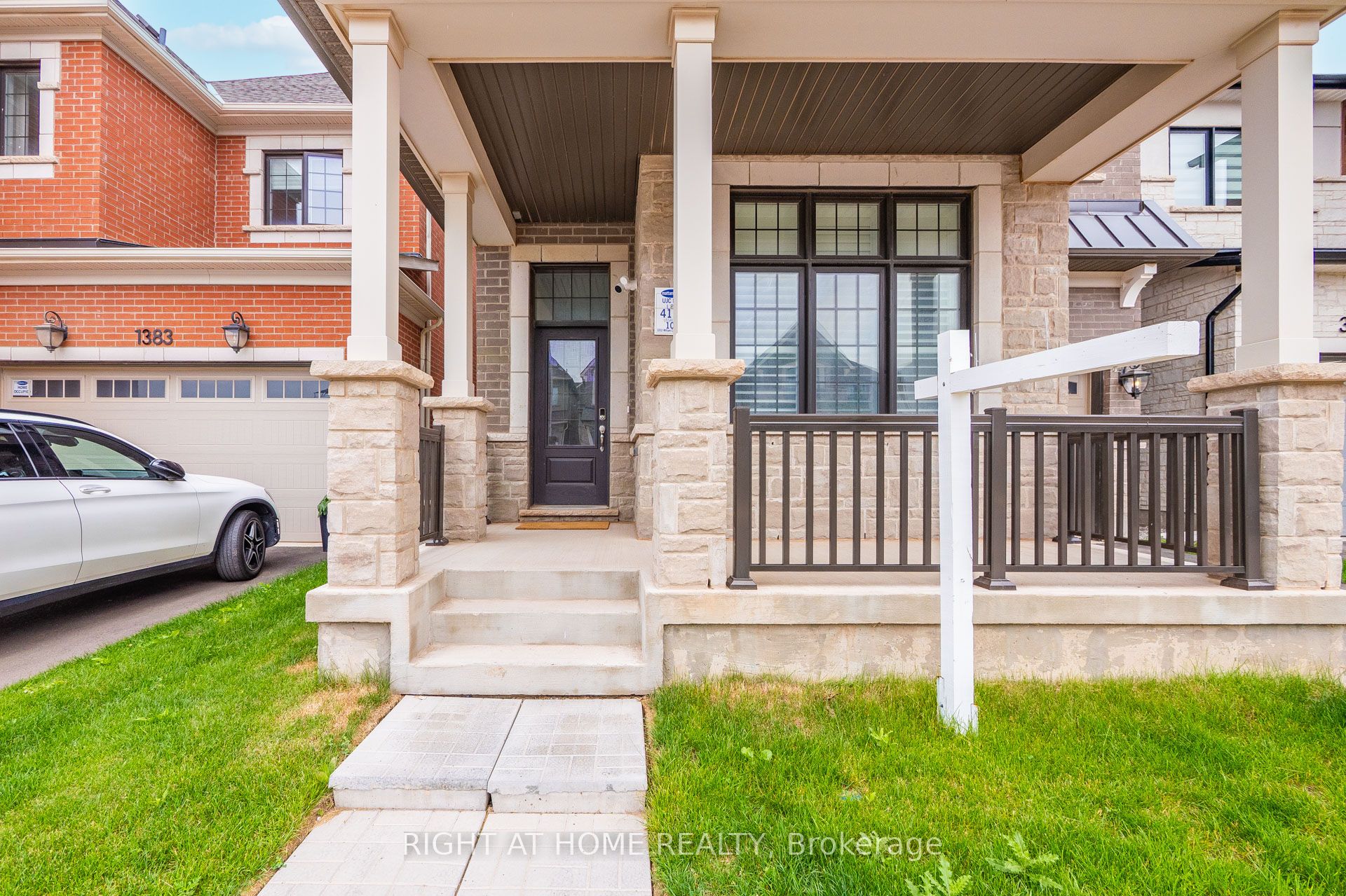 3202 William Cutmore Boulevard