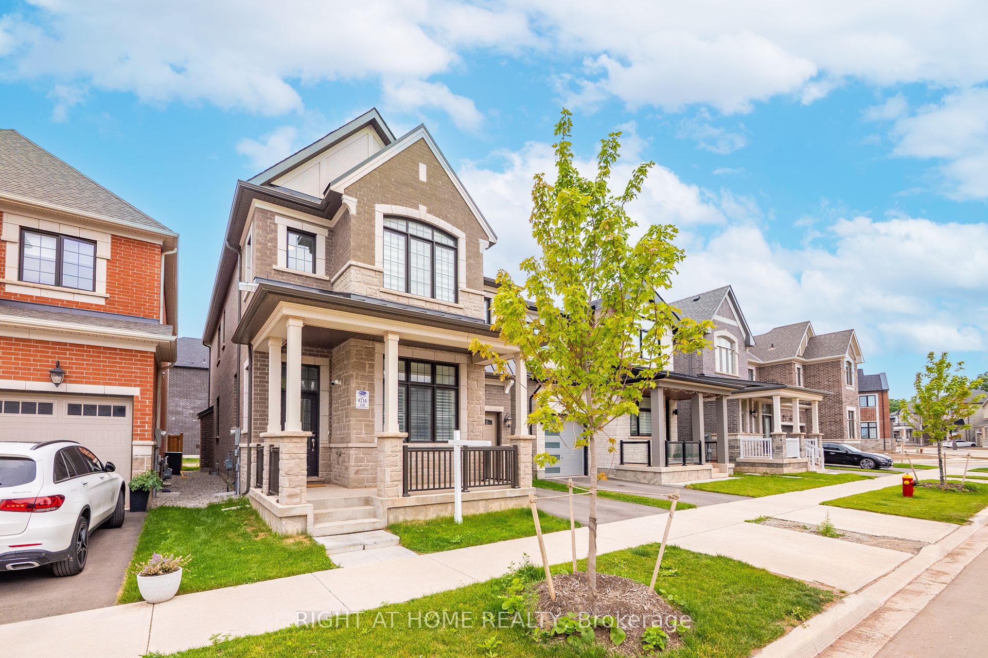 3202 William Cutmore Boulevard