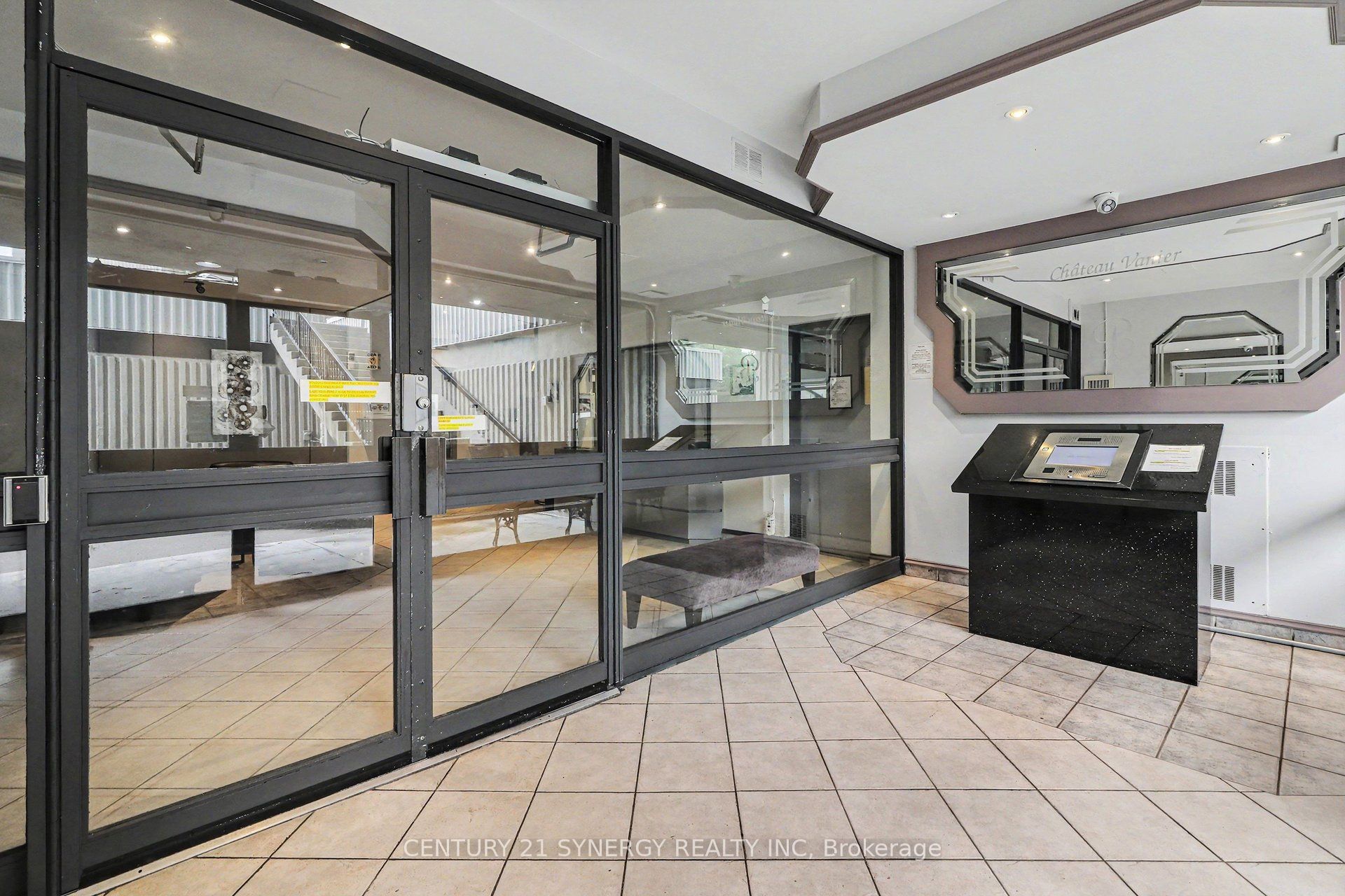 158B McArthur Avenue 1202