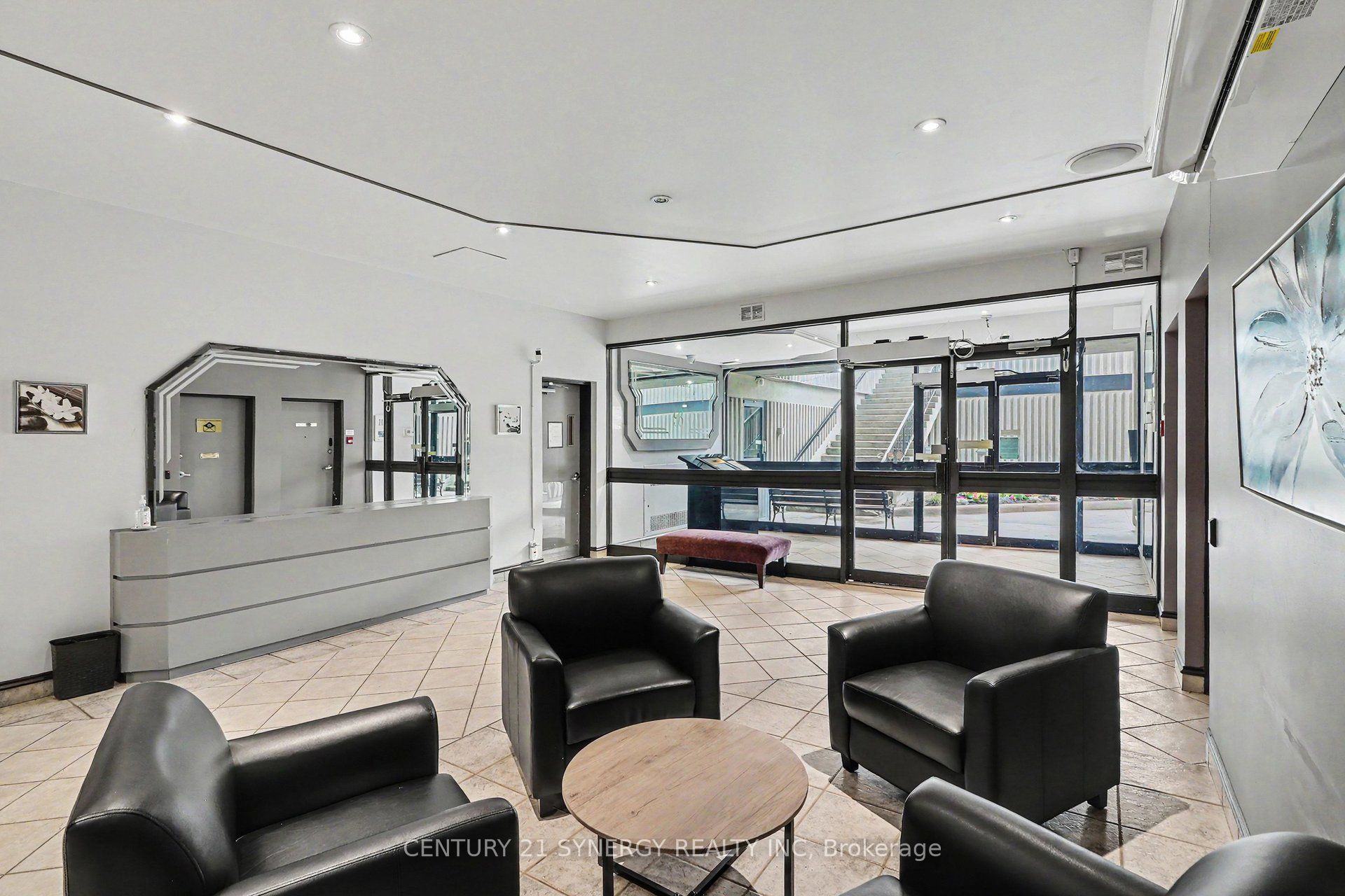 158B McArthur Avenue 1202