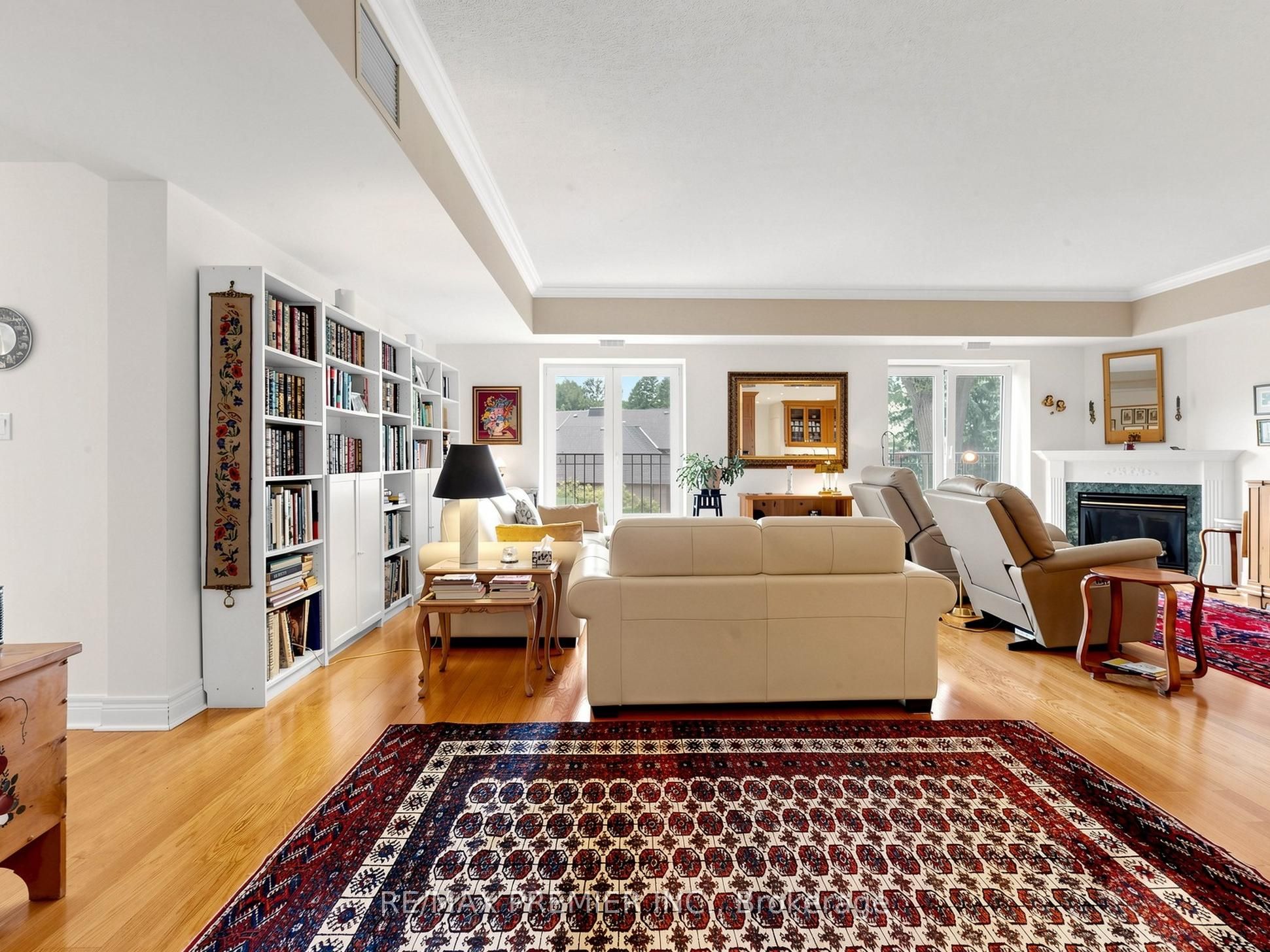 30 Anglesey Boulevard #301