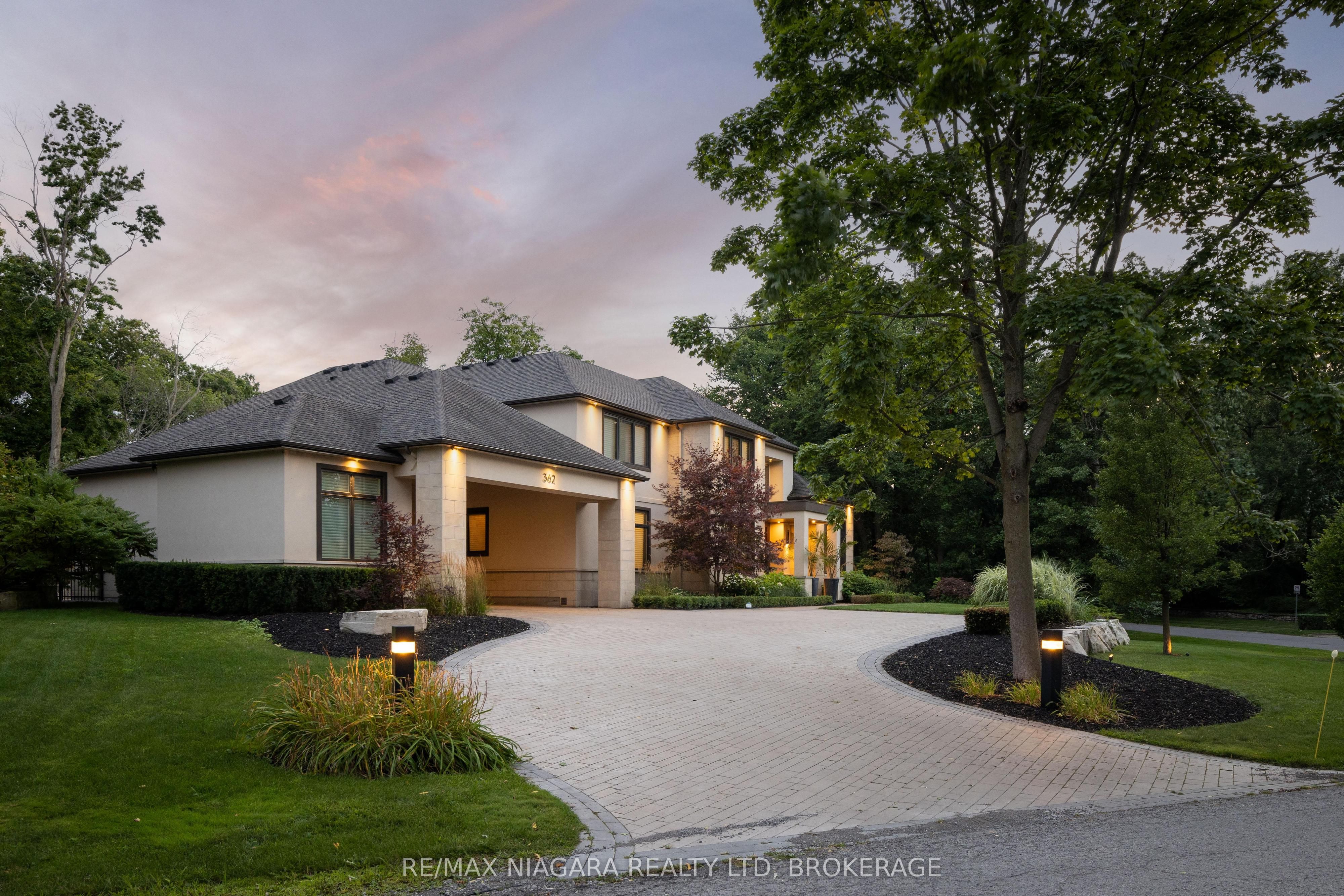 362 Niagara Boulevard