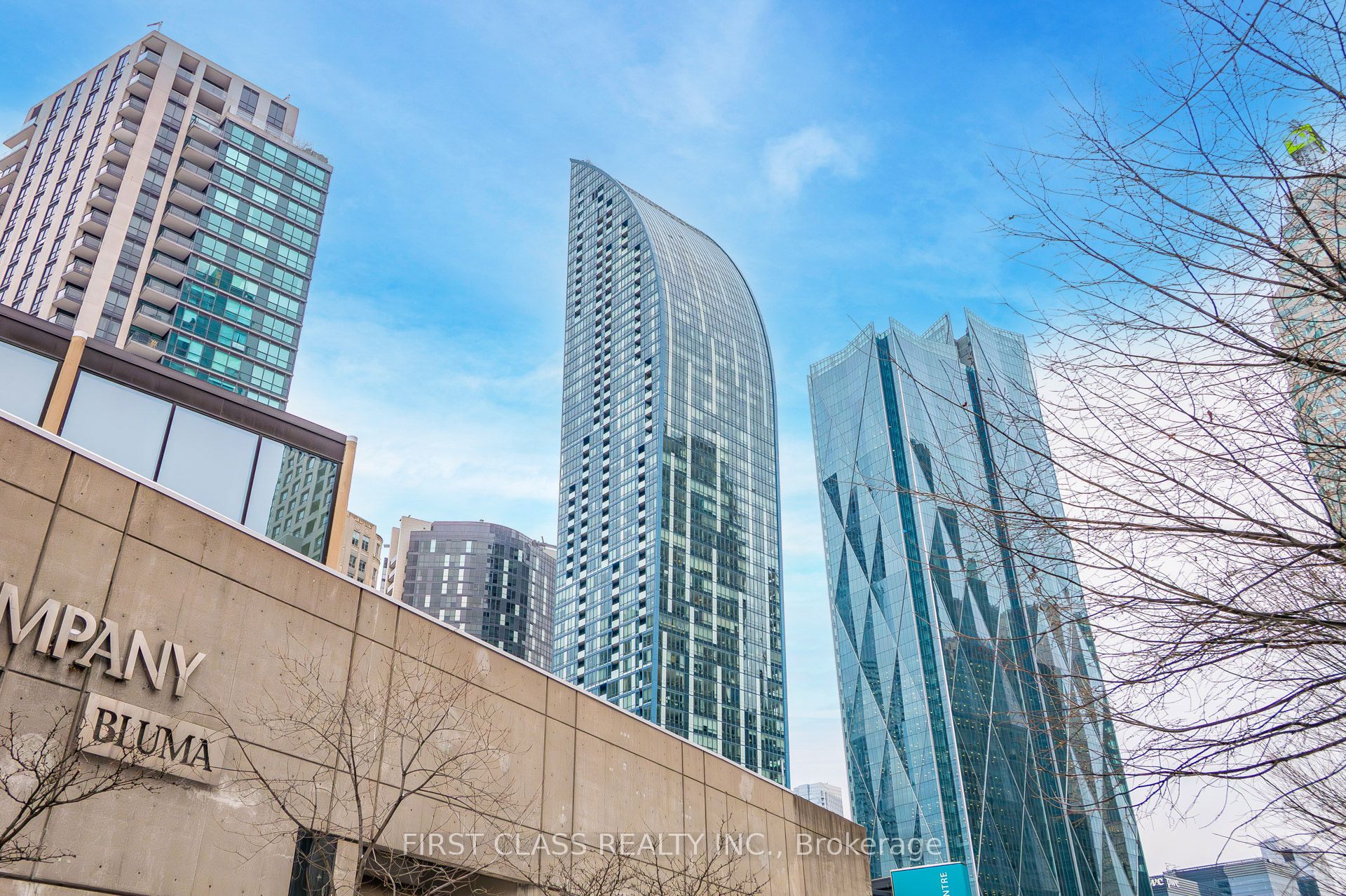 8 The Esplanade Avenue 4308