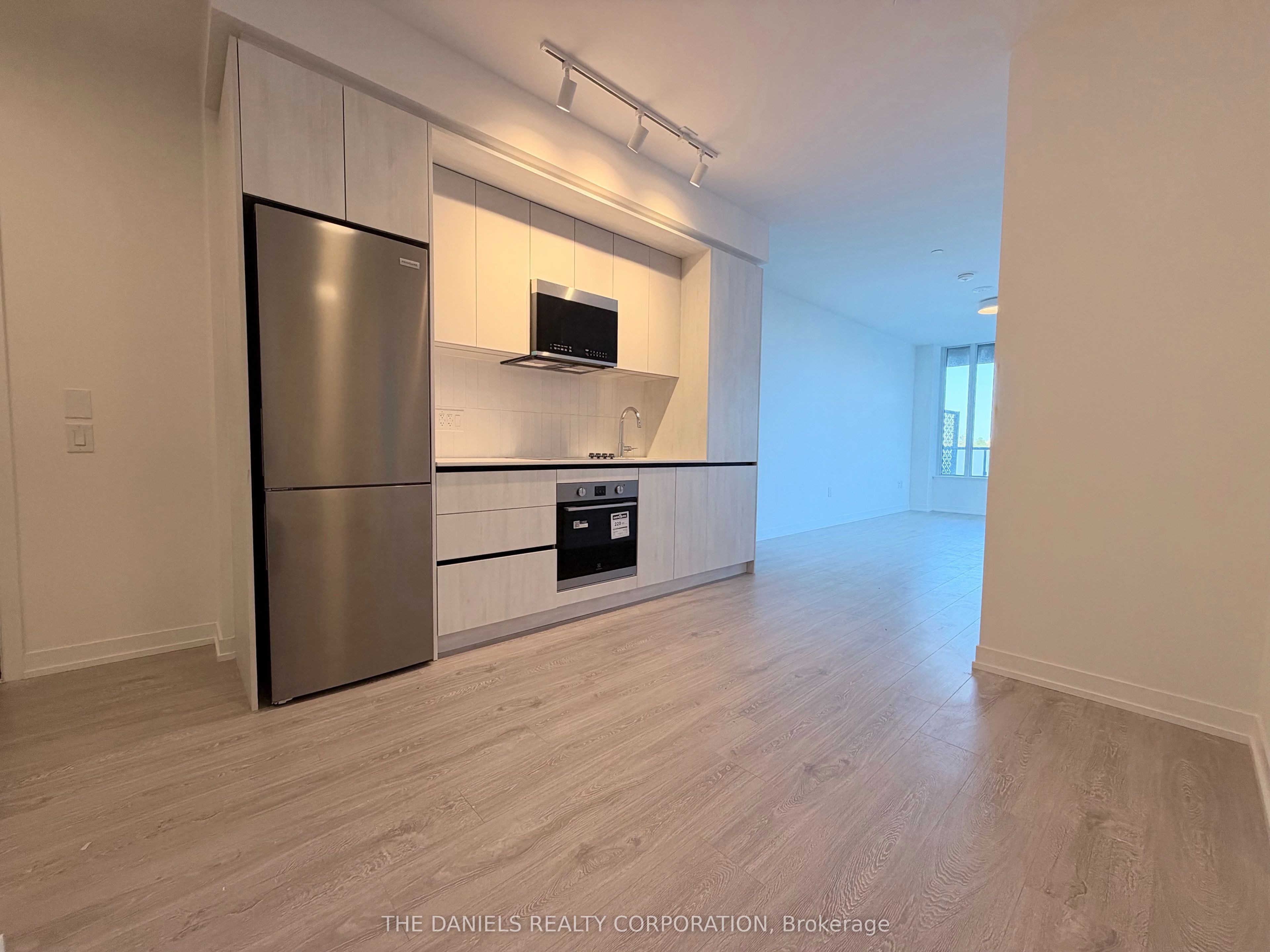 2485 Eglinton Avenue W 203