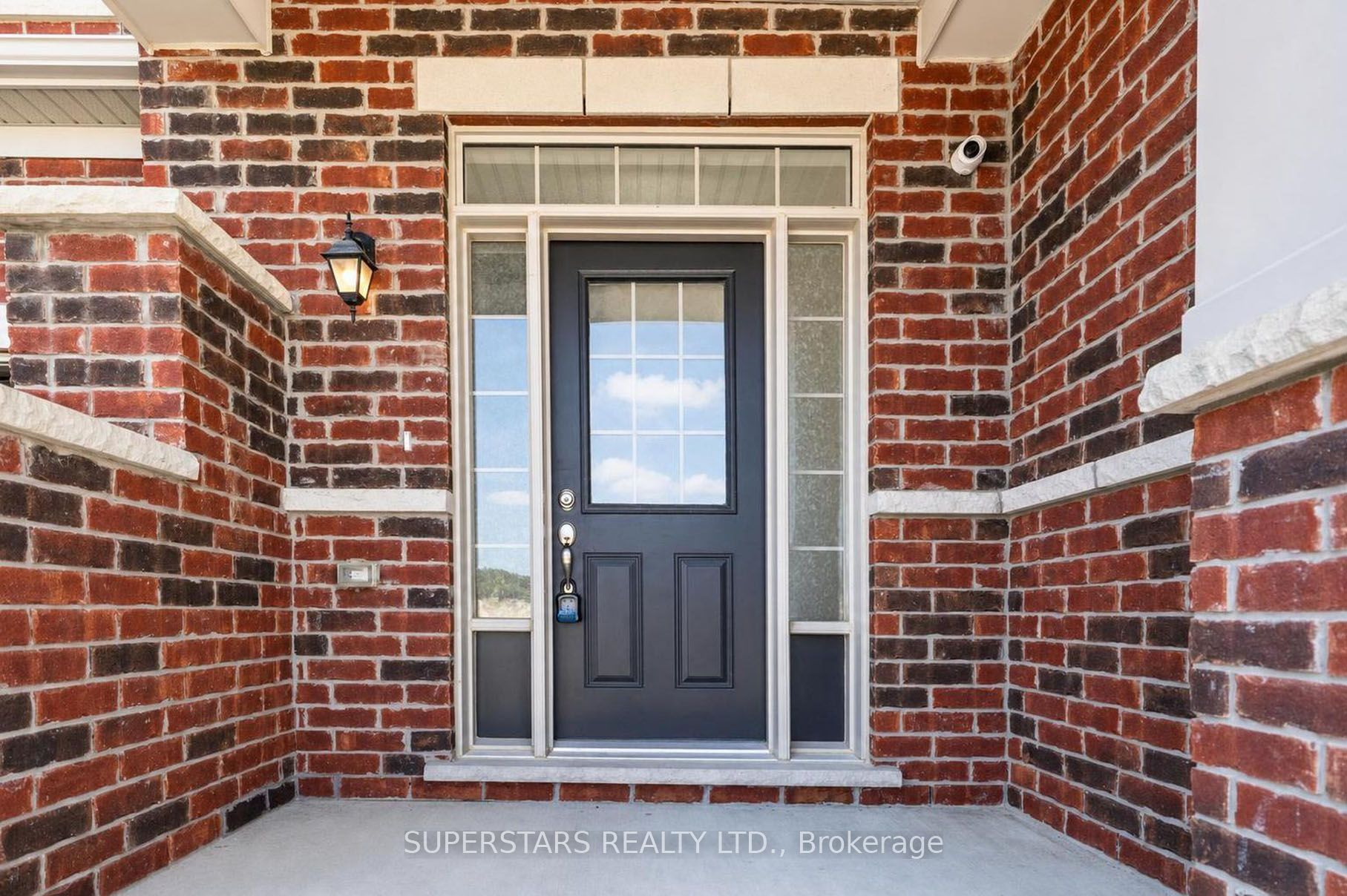 919 Elizabeth Mackenzie Drive
