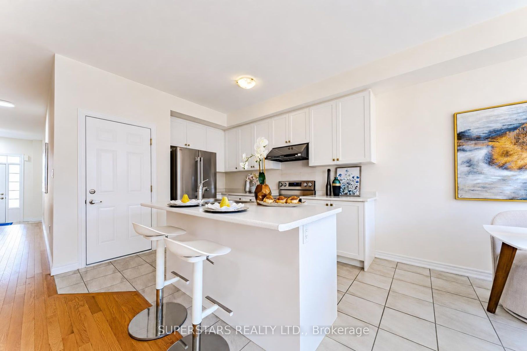 919 Elizabeth Mackenzie Drive