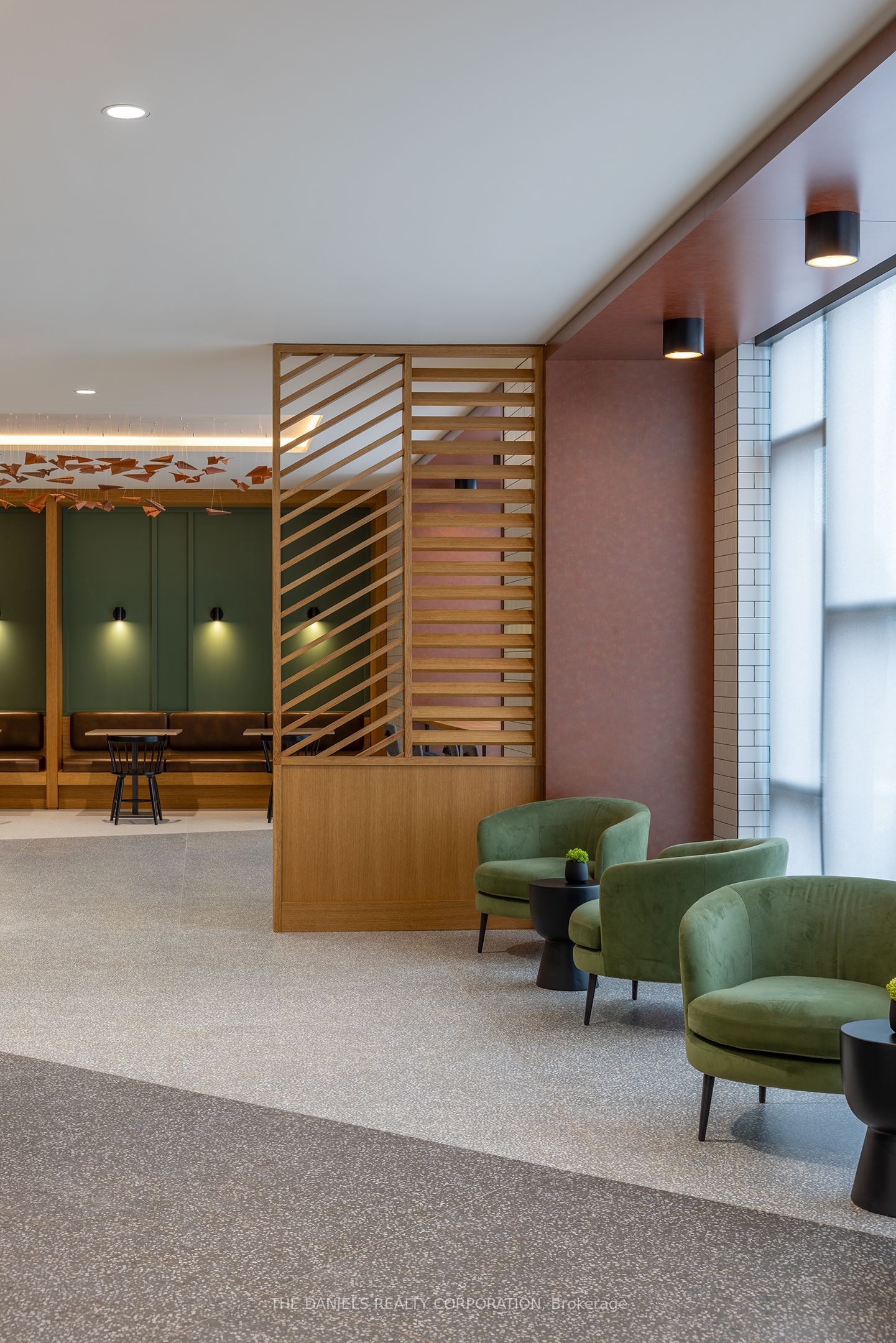 2495 Eglinton Avenue E 2601