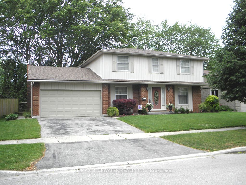 44 Spencer Crescent
