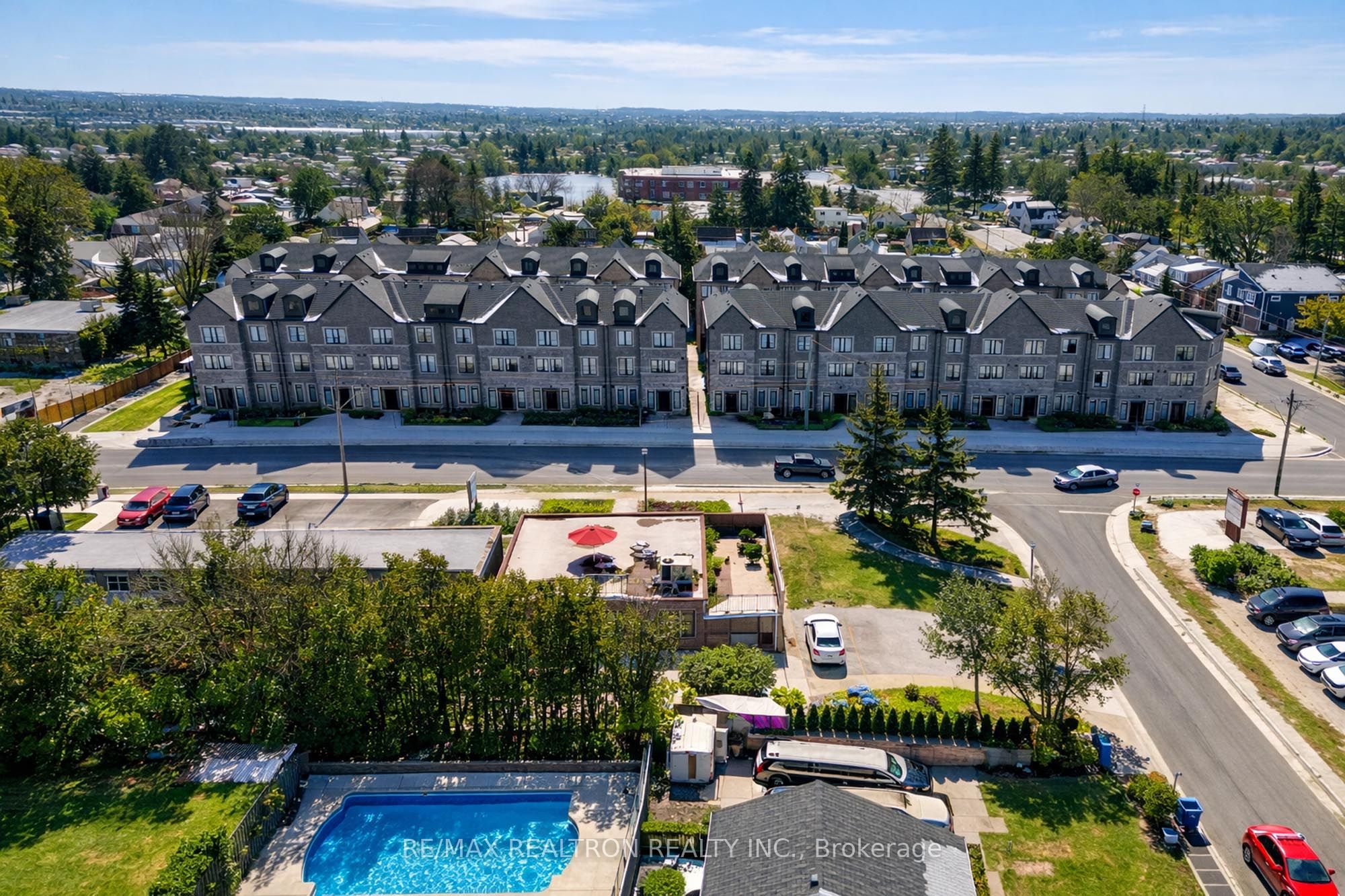 260 Eagle Street 1-11,13-22, 26