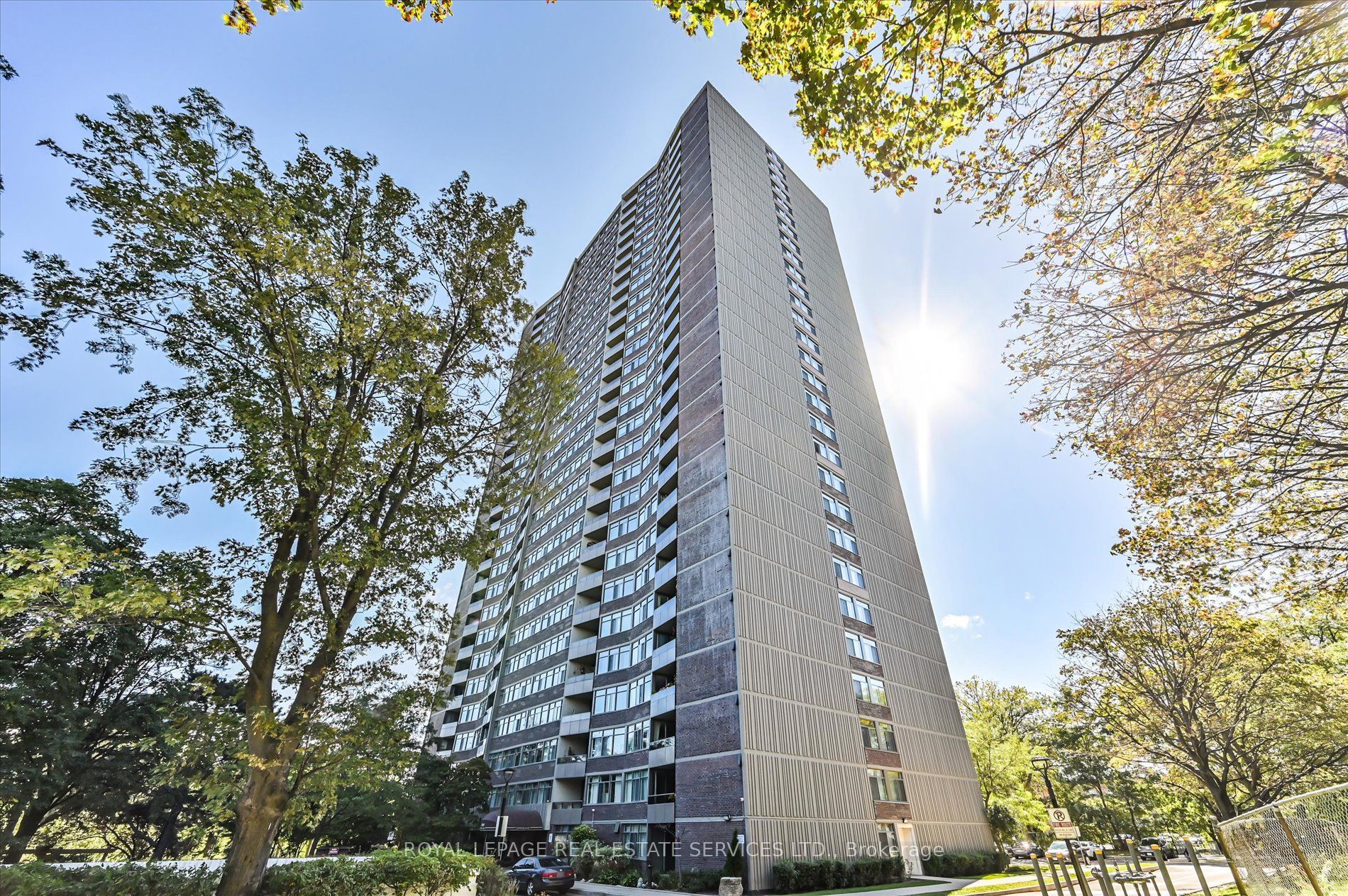 3100 Kirwin Avenue 301