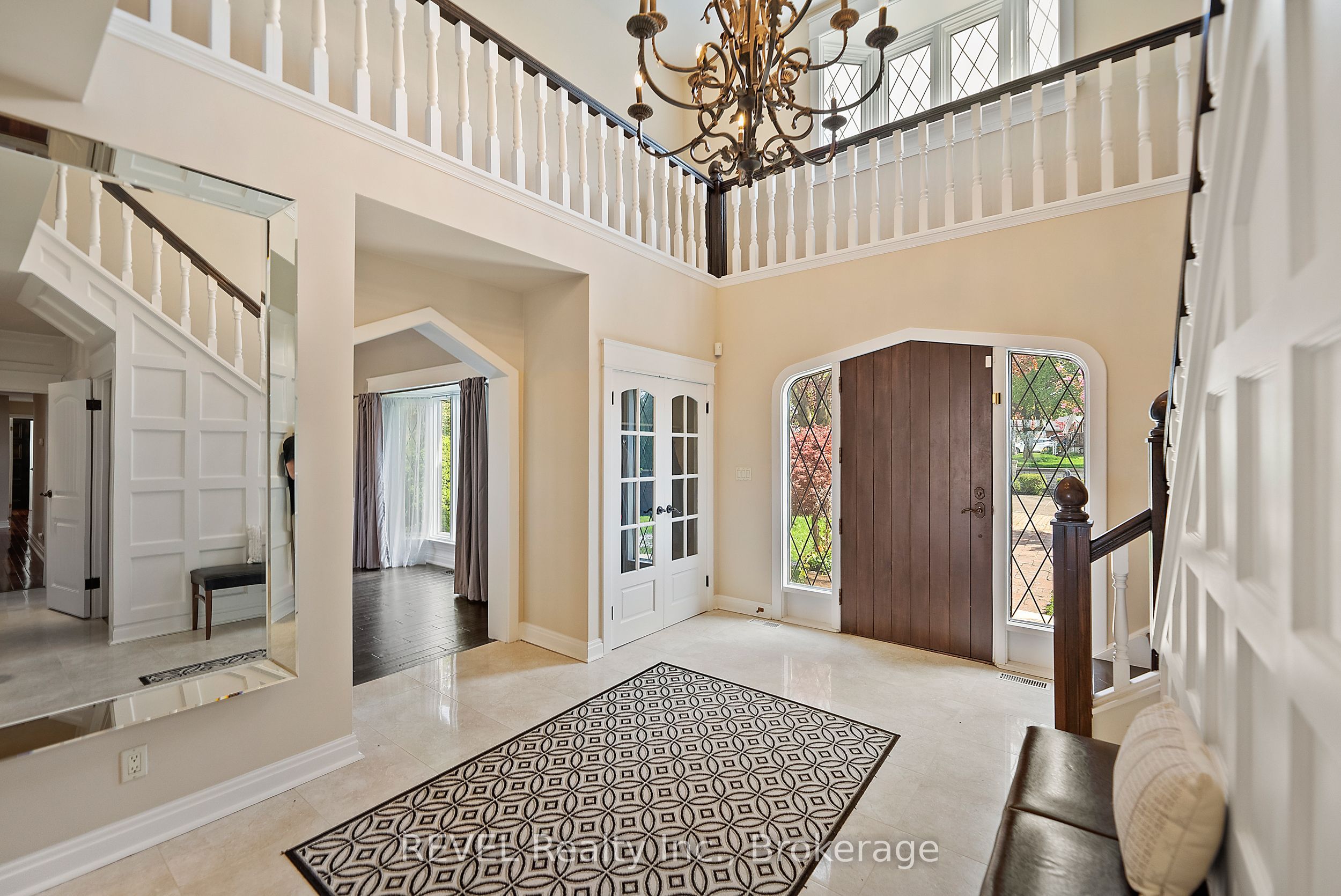 35 CLEARVIEW Heights
