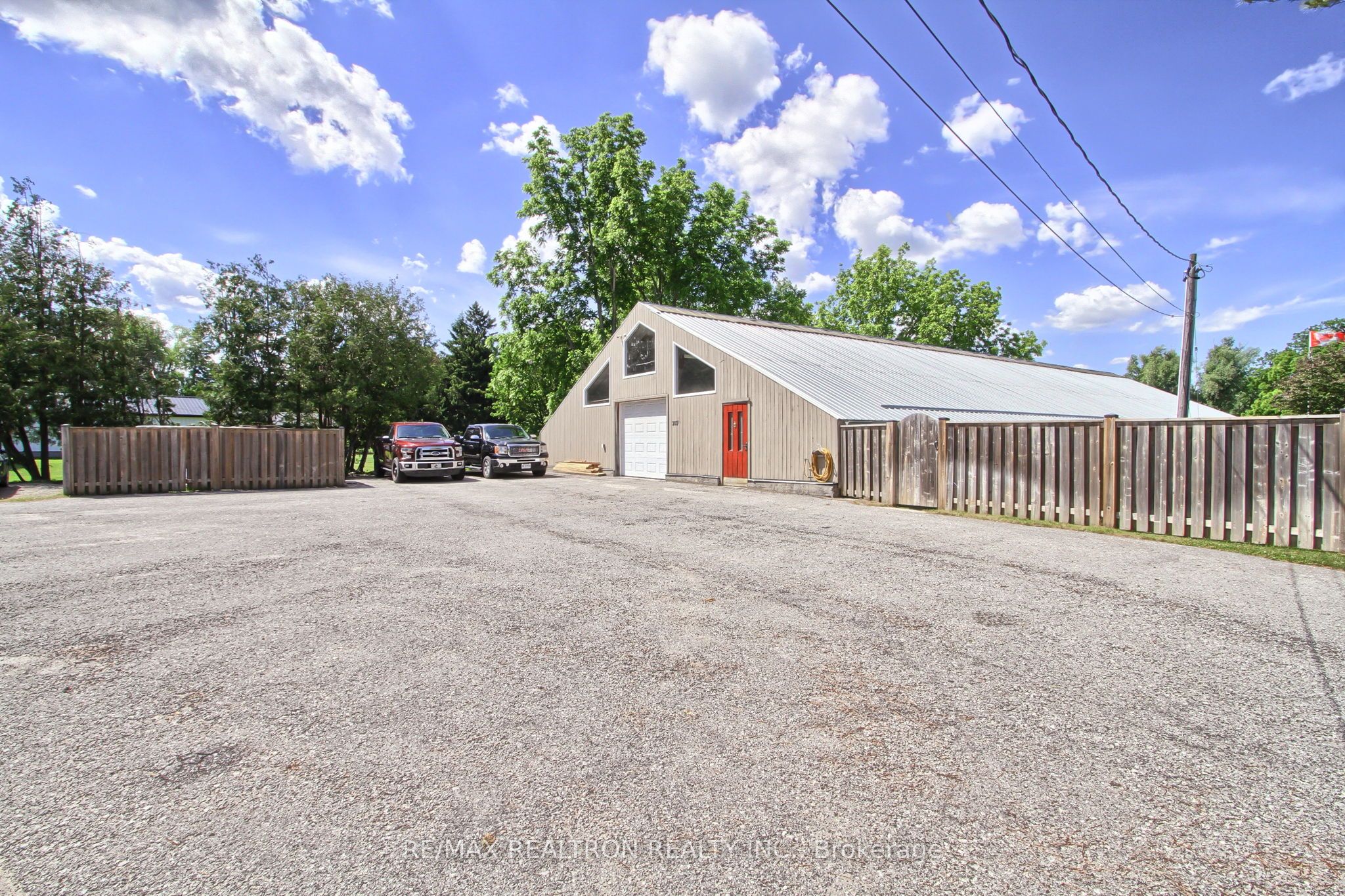 203 Pefferlaw Road