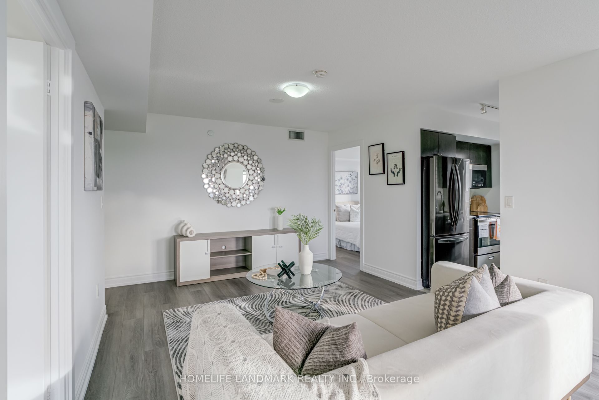 1346 Danforth Road 1105