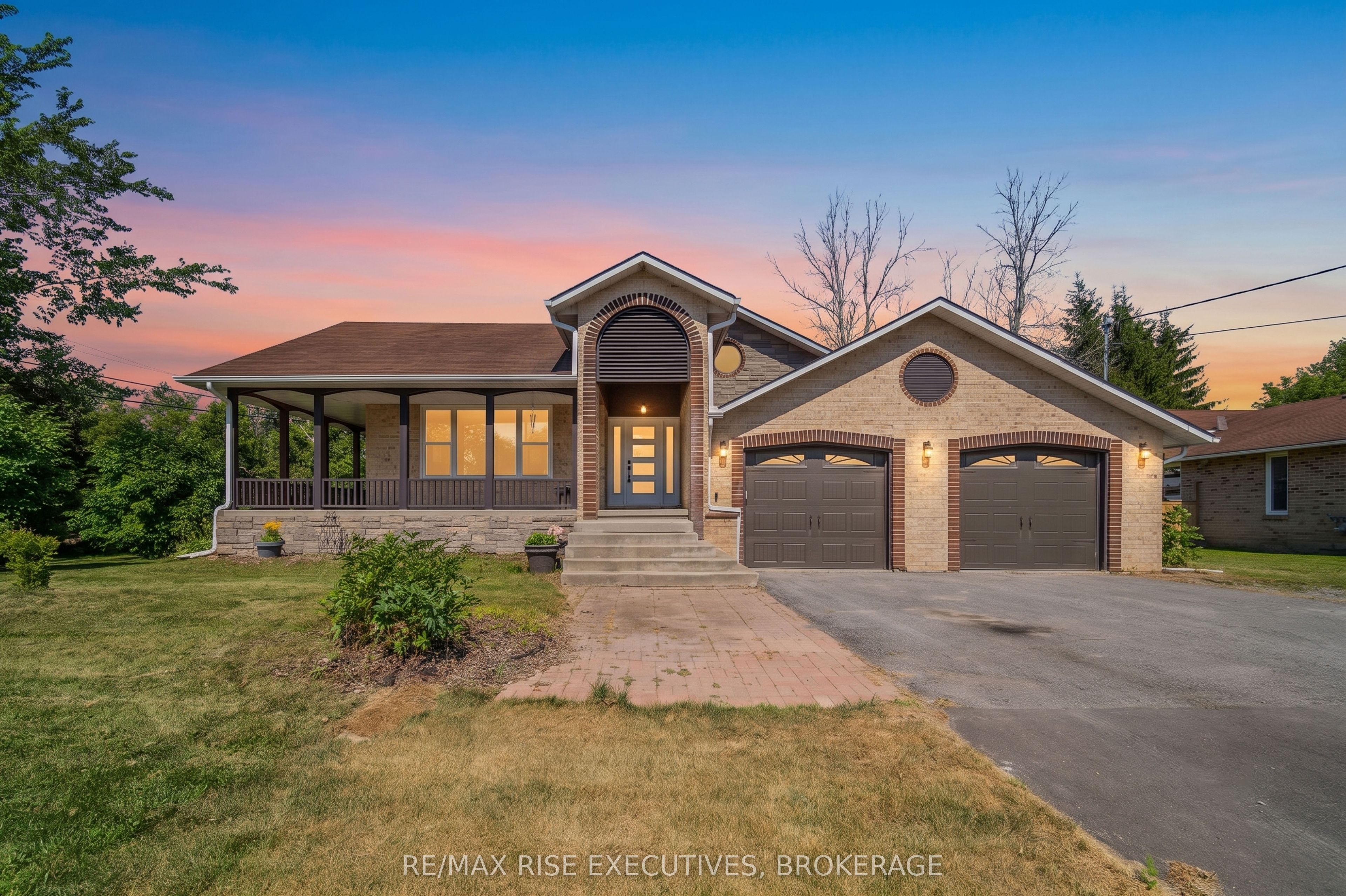 2 Creighton Drive