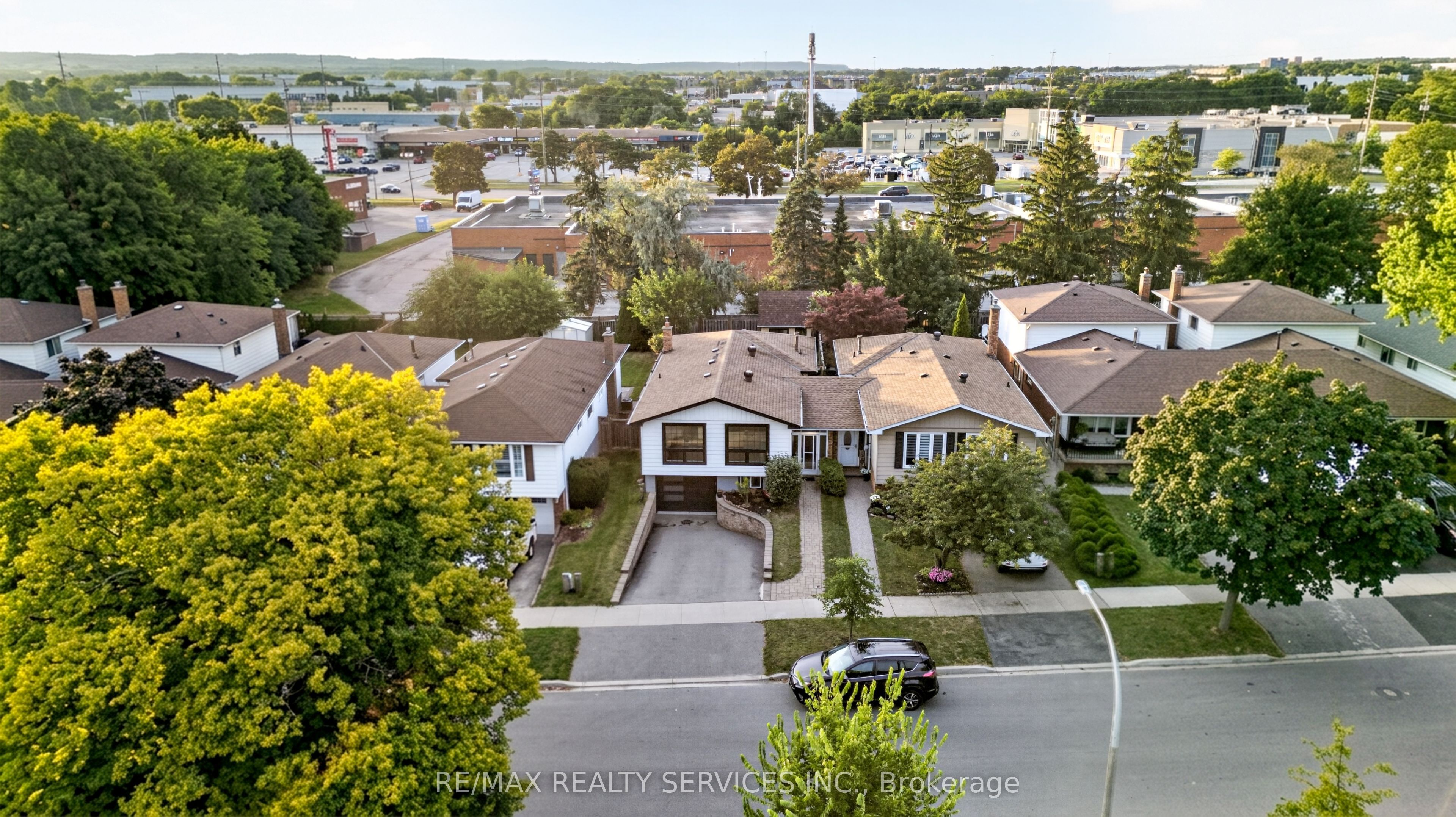 3469 Caplan Crescent