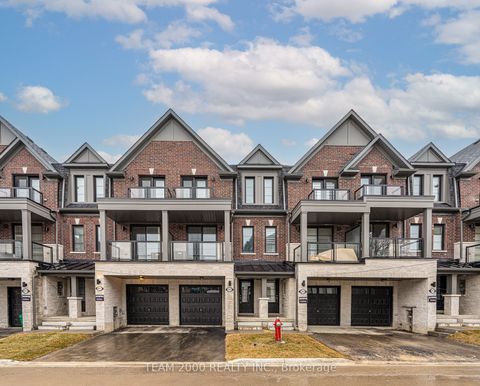 5915 Saigon Street Drive Mississauga ON L5V 0E9