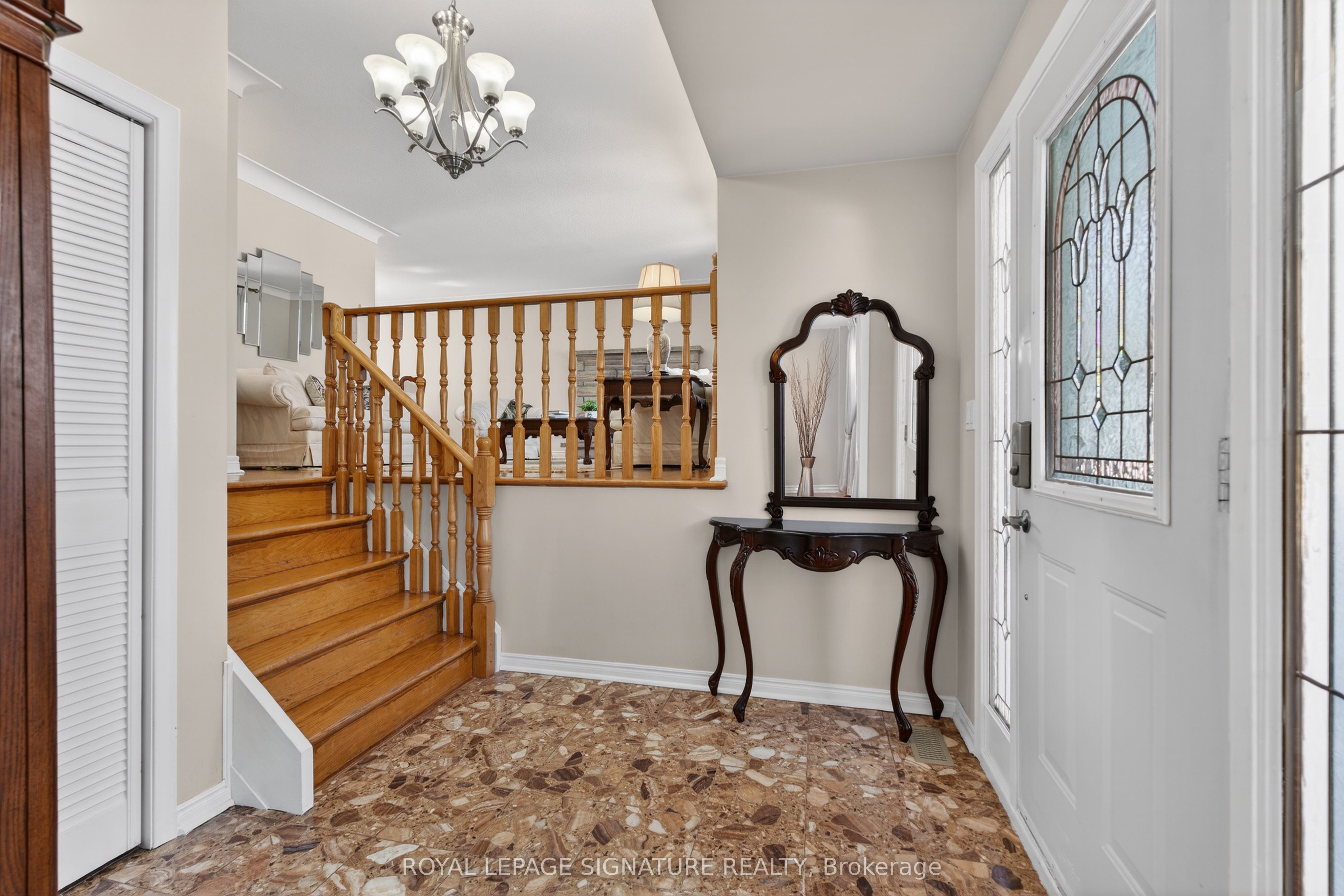 897 Pembridge Crescent