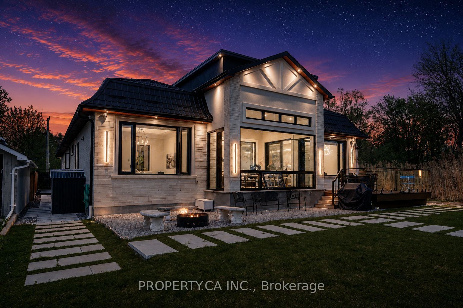 132 Cook's Bay Drive