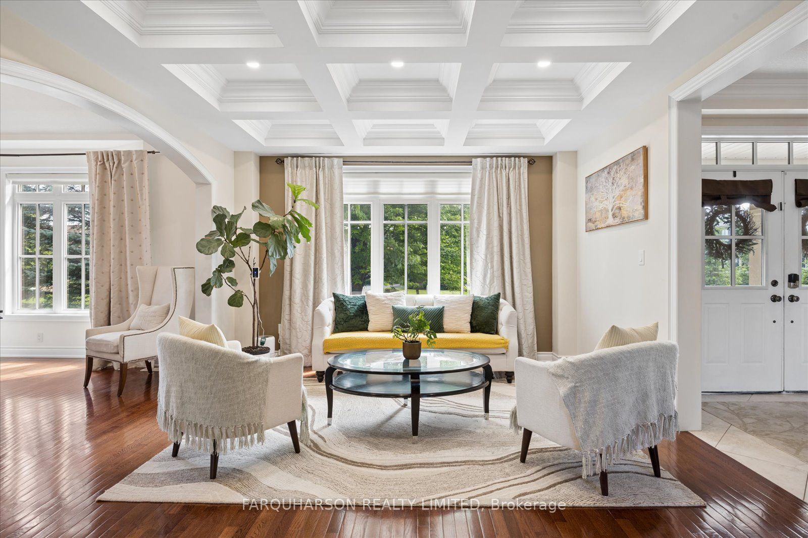 41 Country Club Crescent