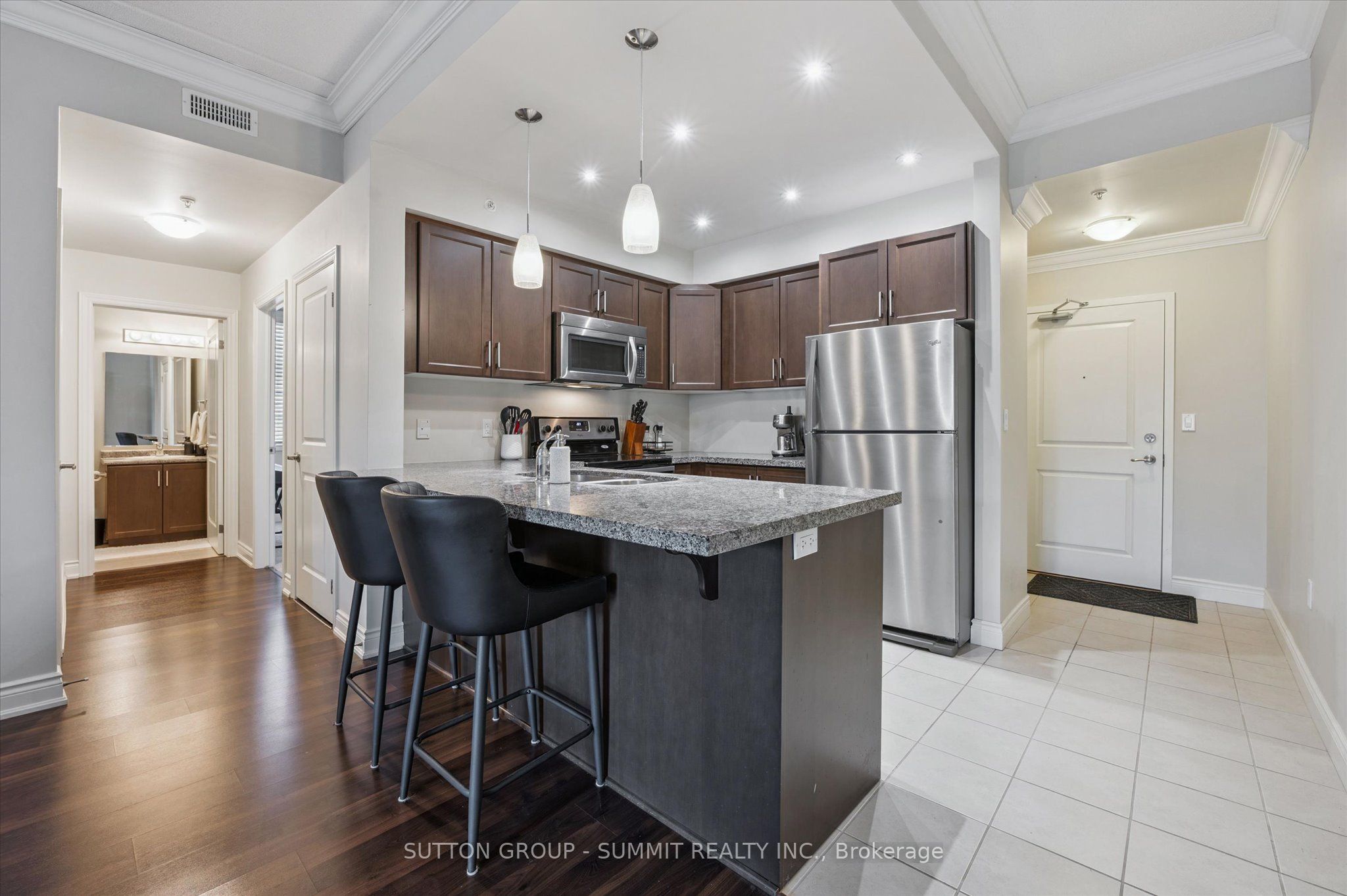 1077 GORDON Street 242