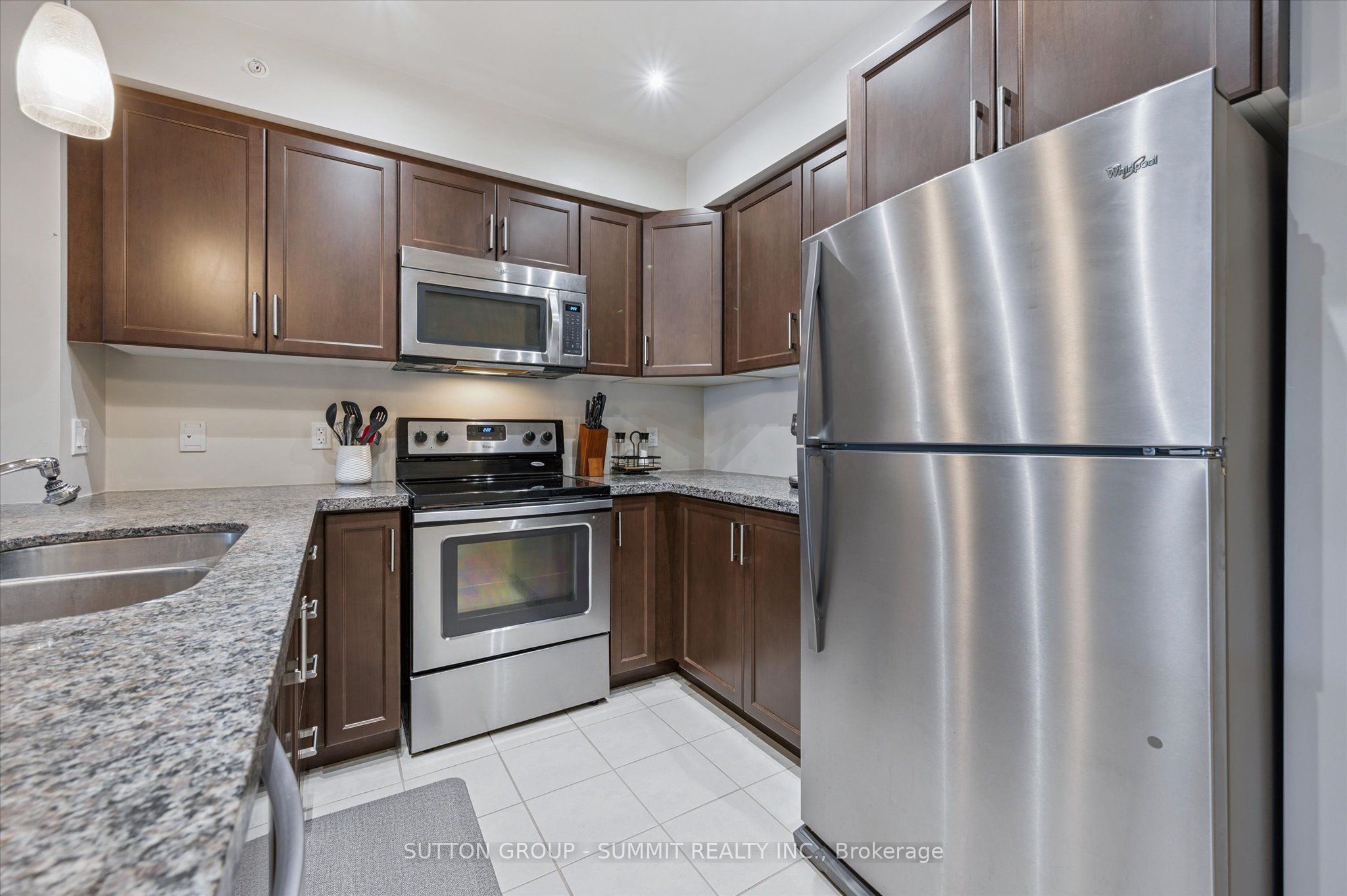 1077 GORDON Street 242