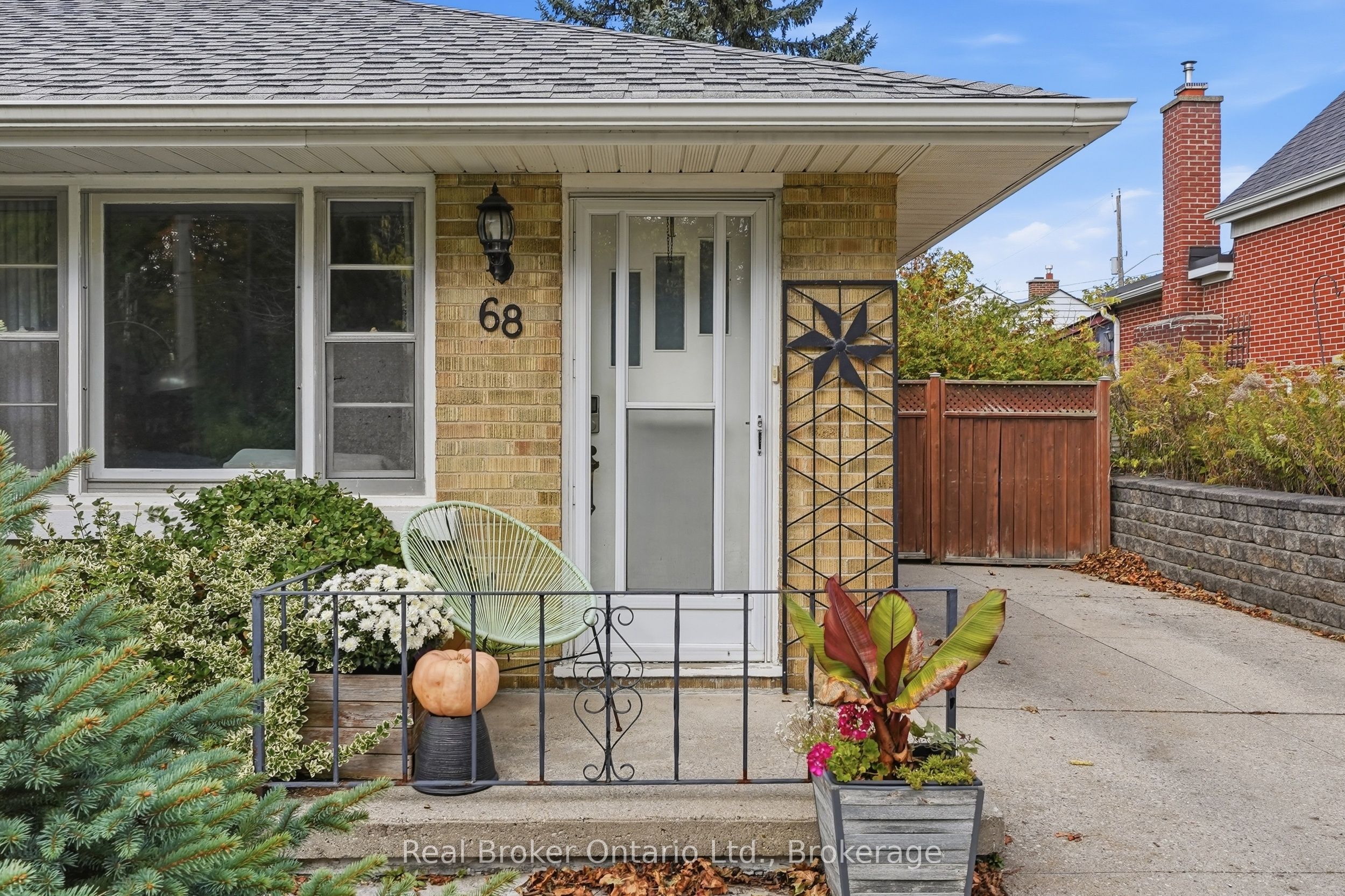 68 Emma Street