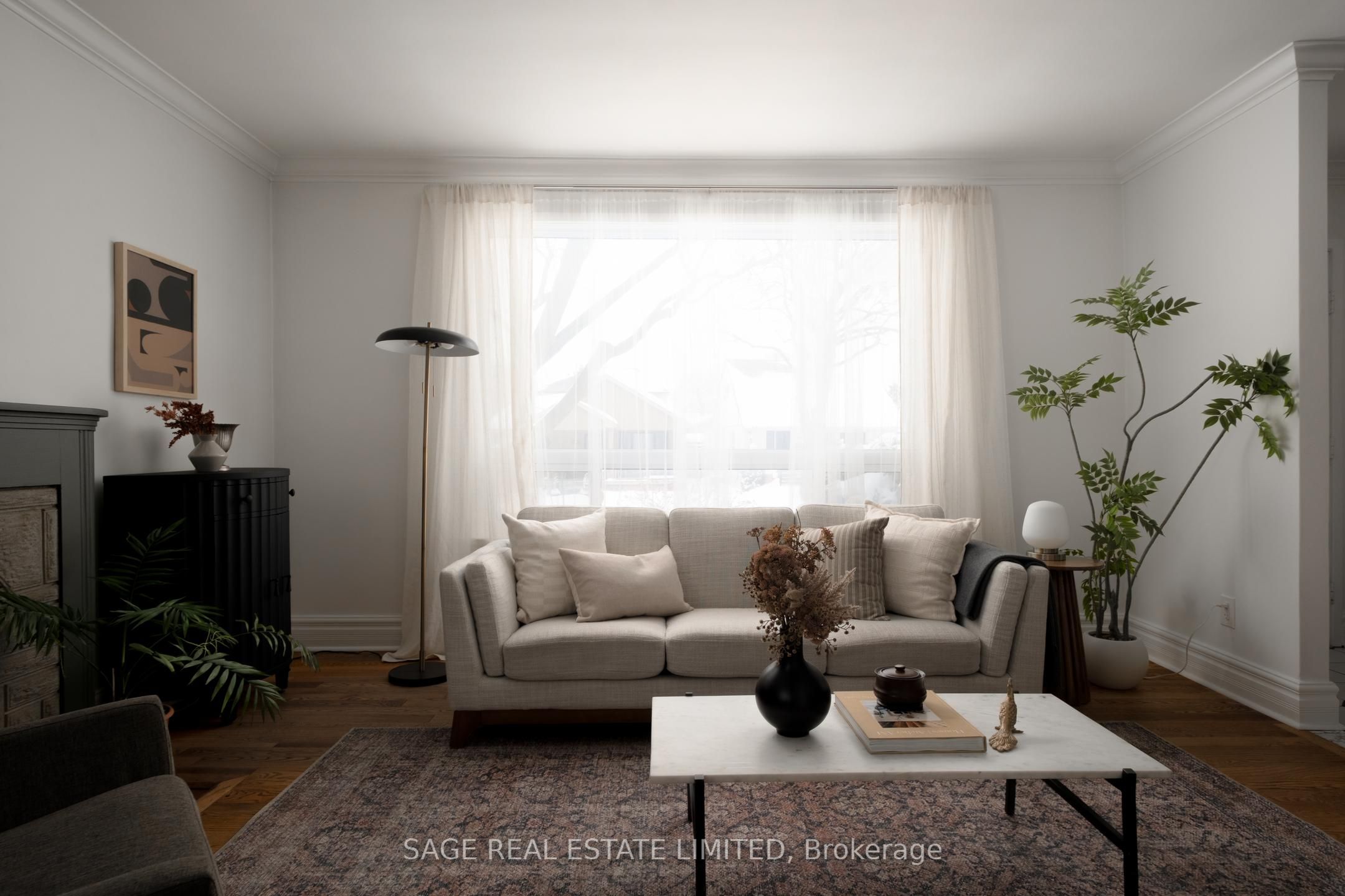 195 Clearbrooke Circle