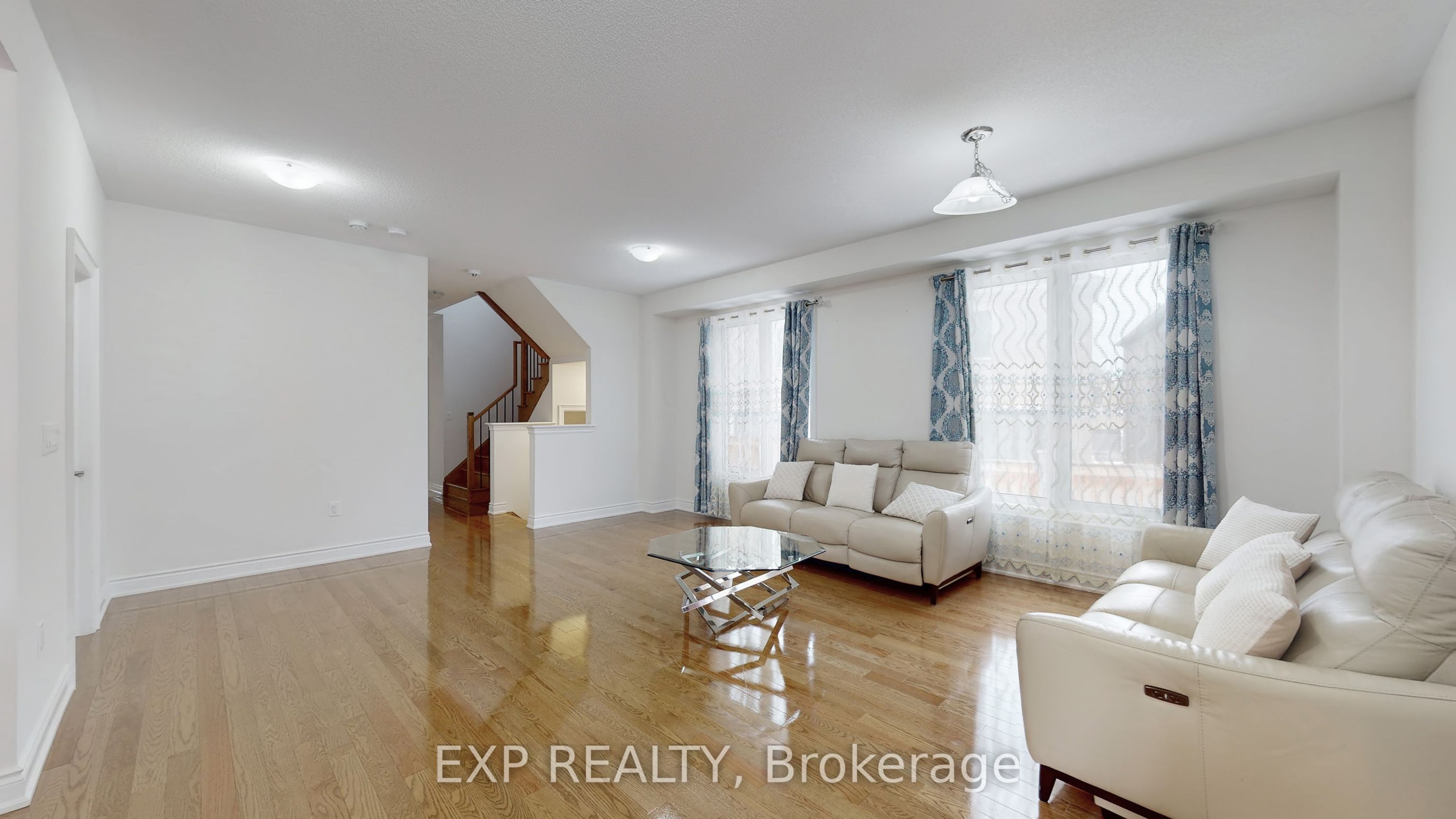 19 Meadow Vista Crescent