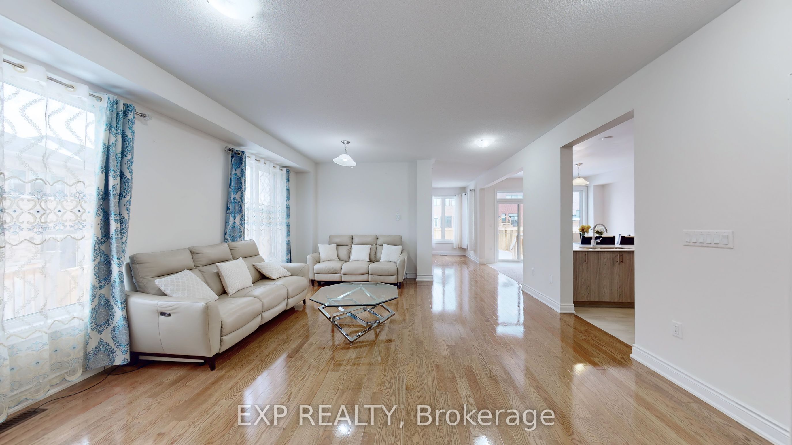 19 Meadow Vista Crescent