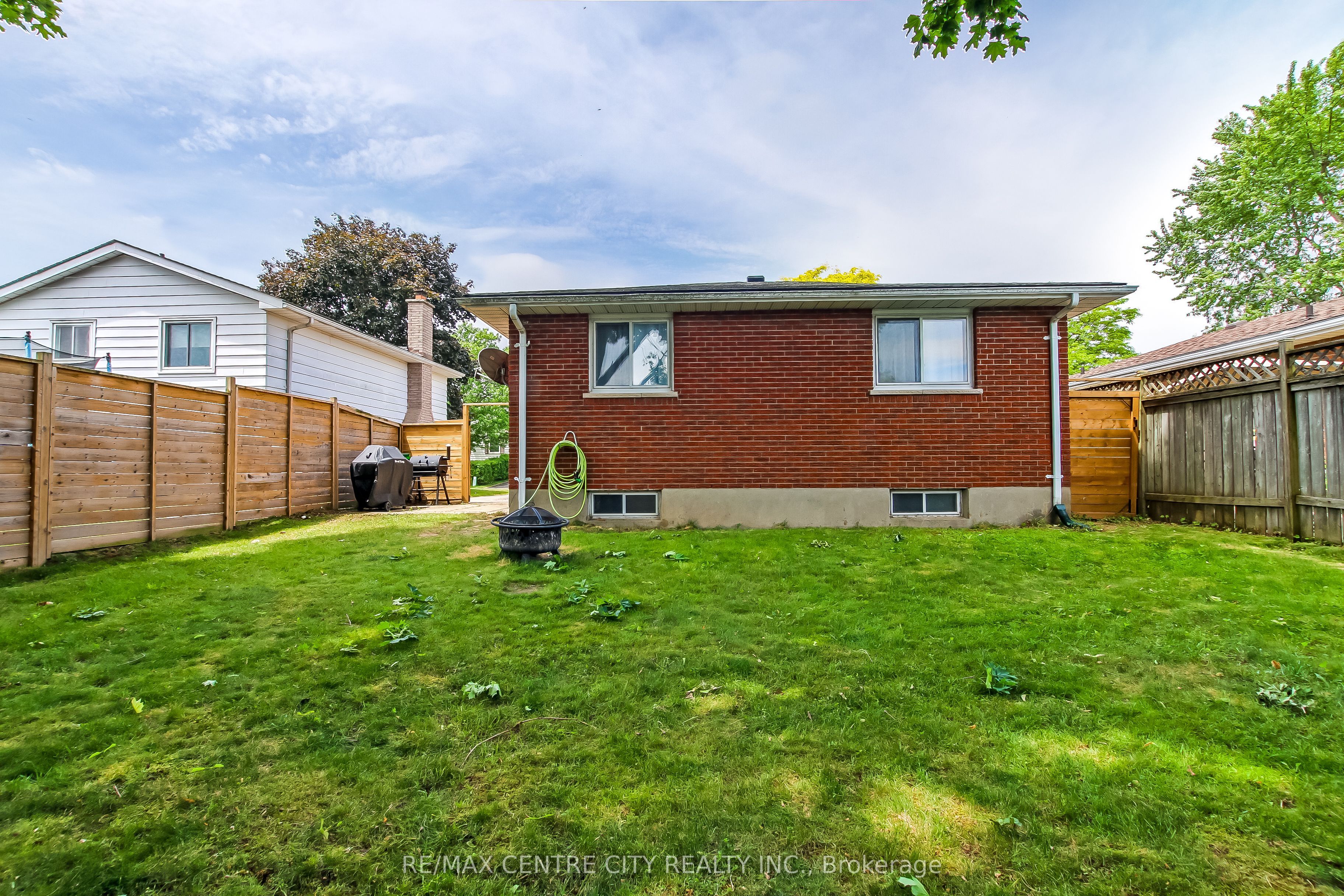 91 Moore Avenue