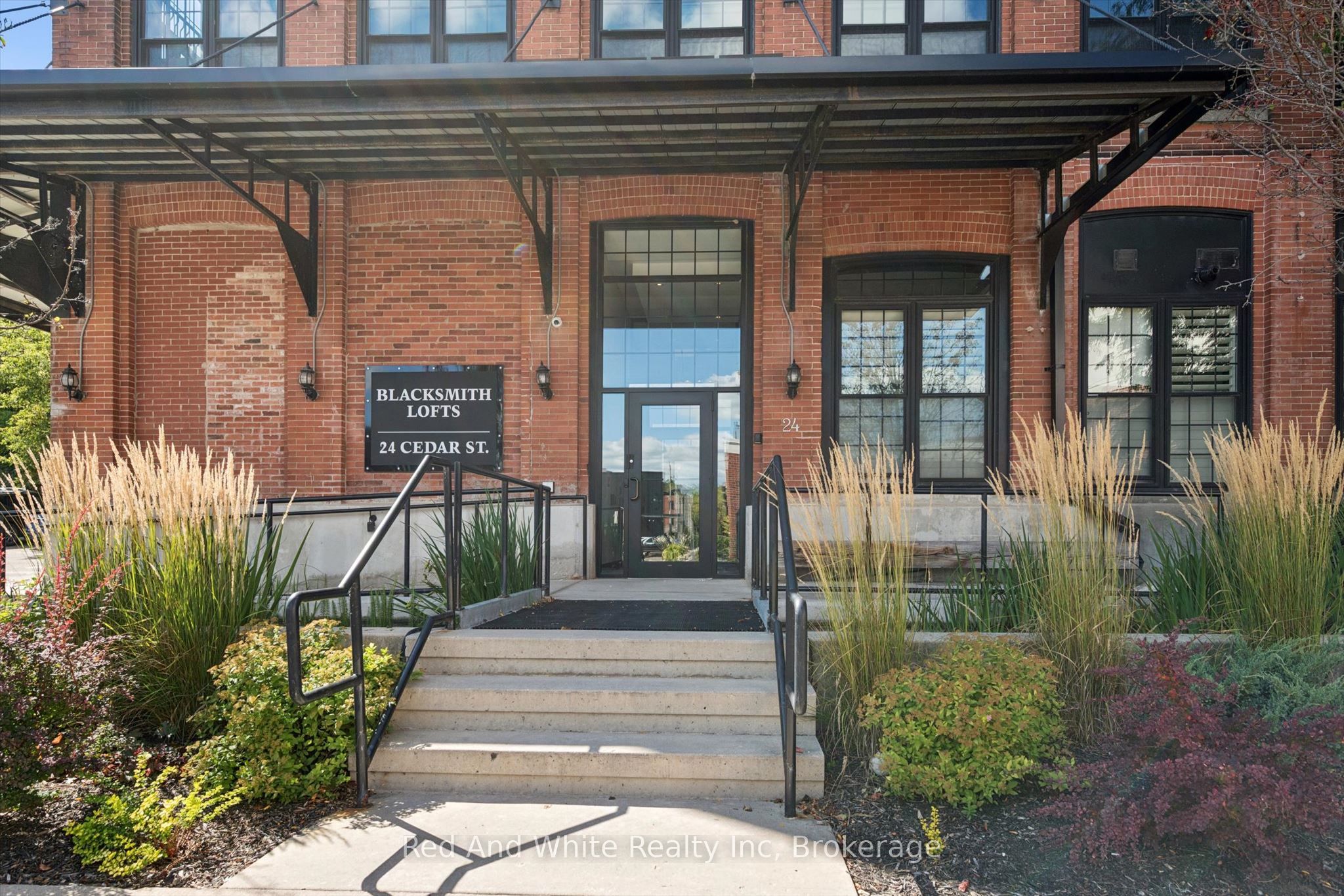 24 Cedar Street 106