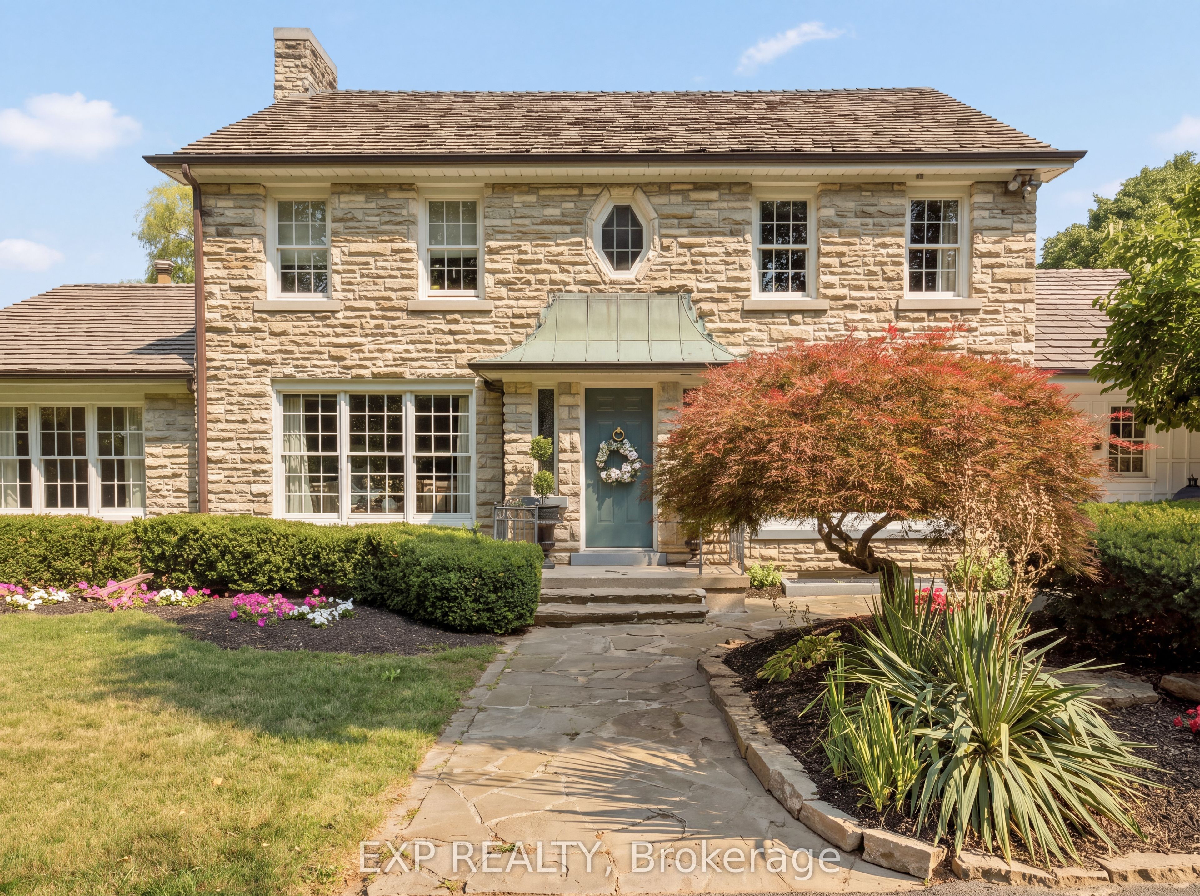 290 Bridgeport Road E