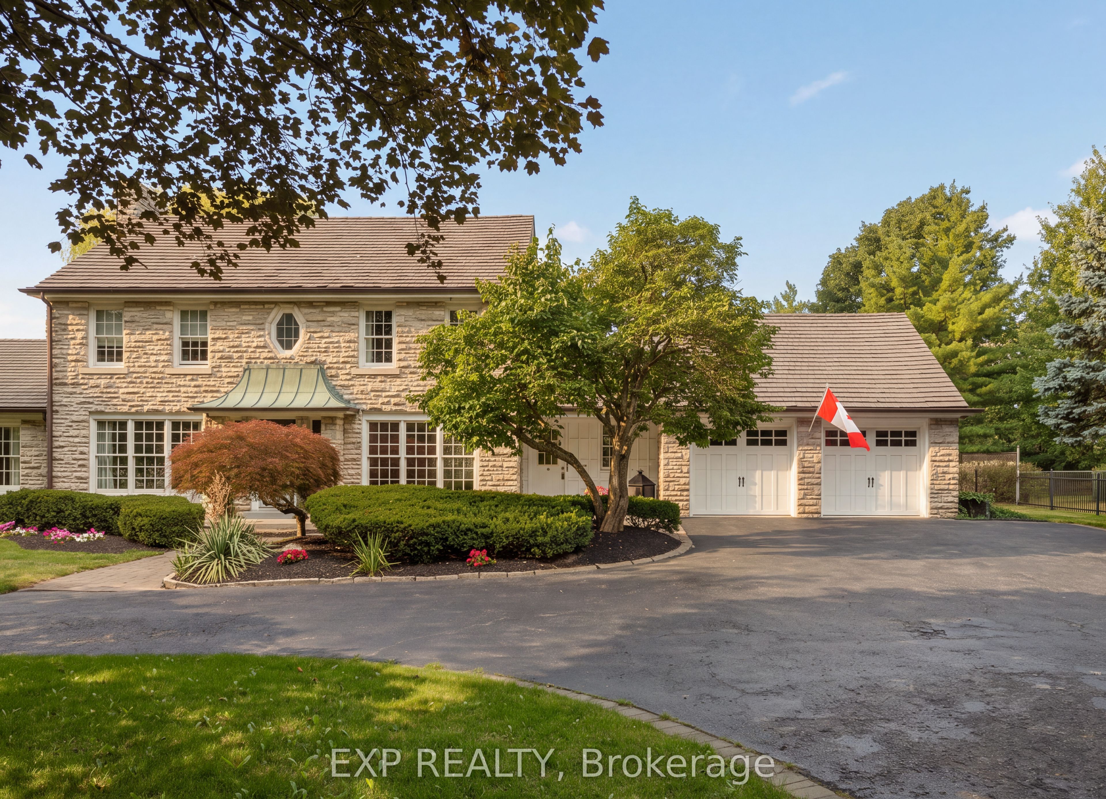 290 Bridgeport Road E