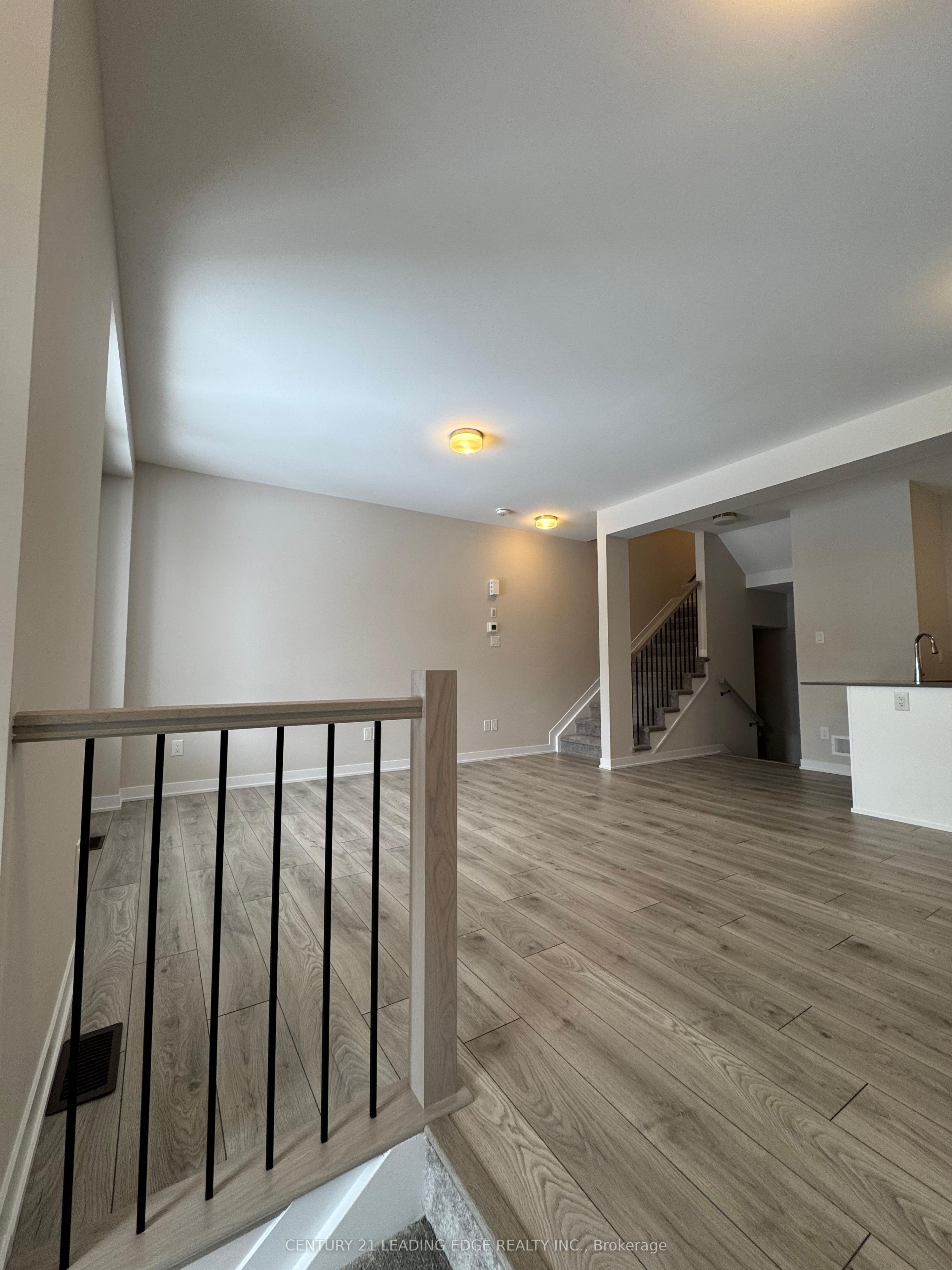 226 Speckled Alder Row