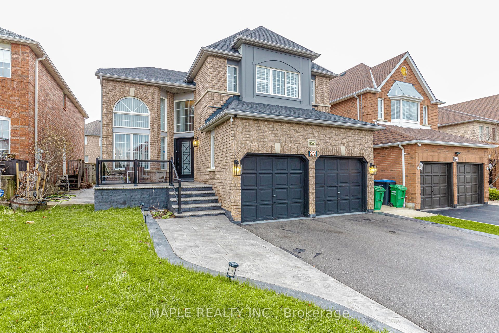 22 Squirreltail Way