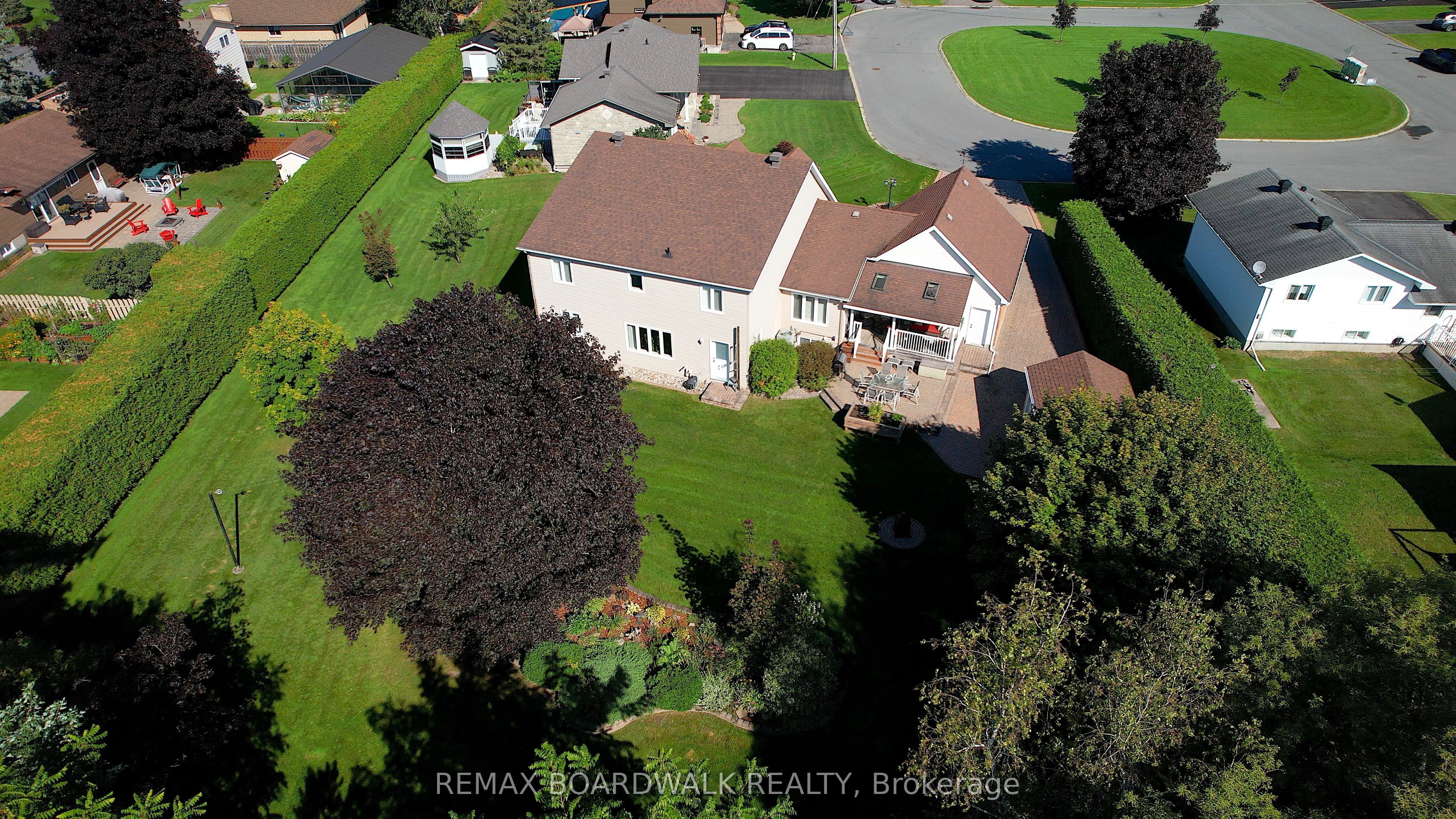 32 Faucher Boulevard
