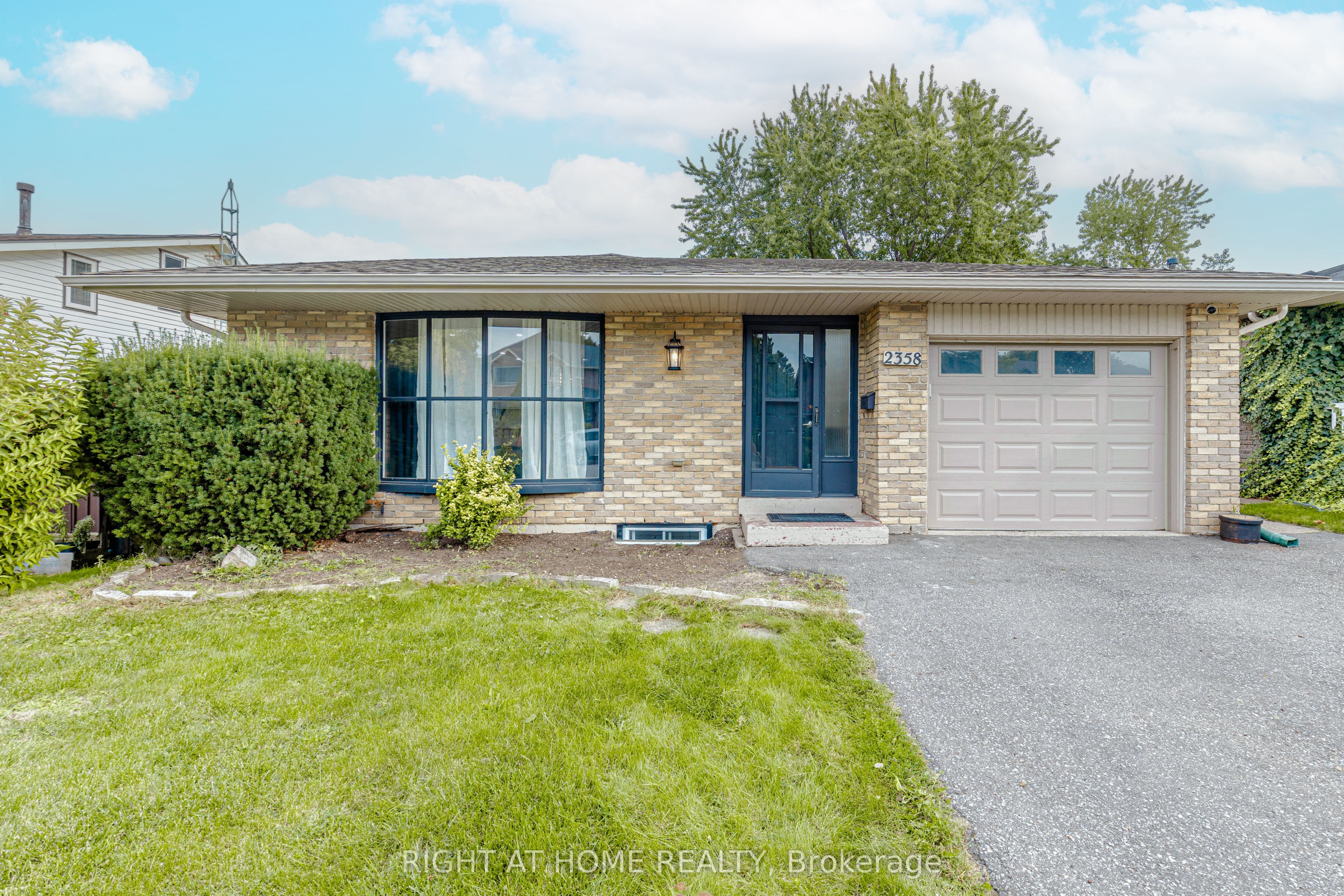 2358 Arnold Crescent