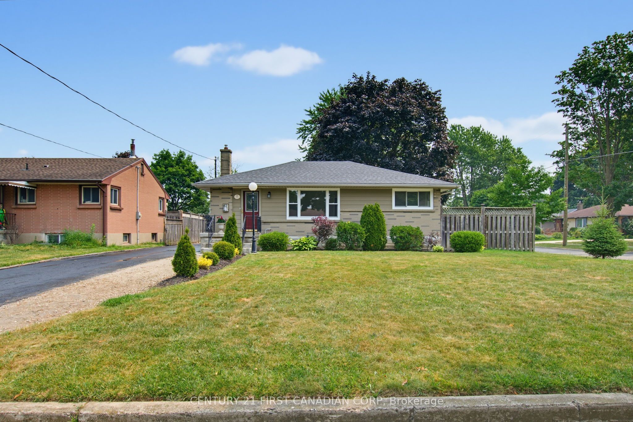 216 Winnipeg Street