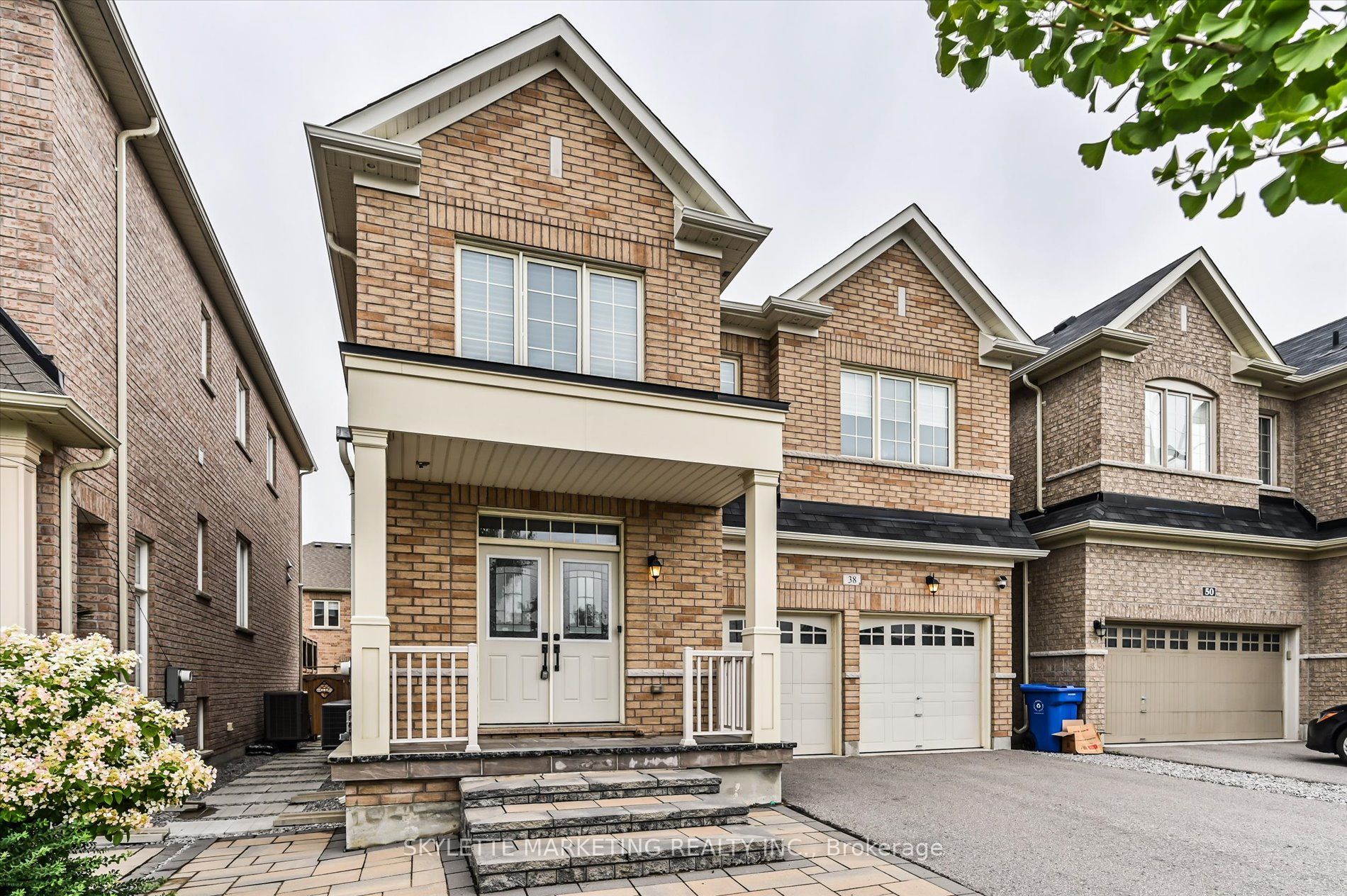 38 Russell Parker Crescent