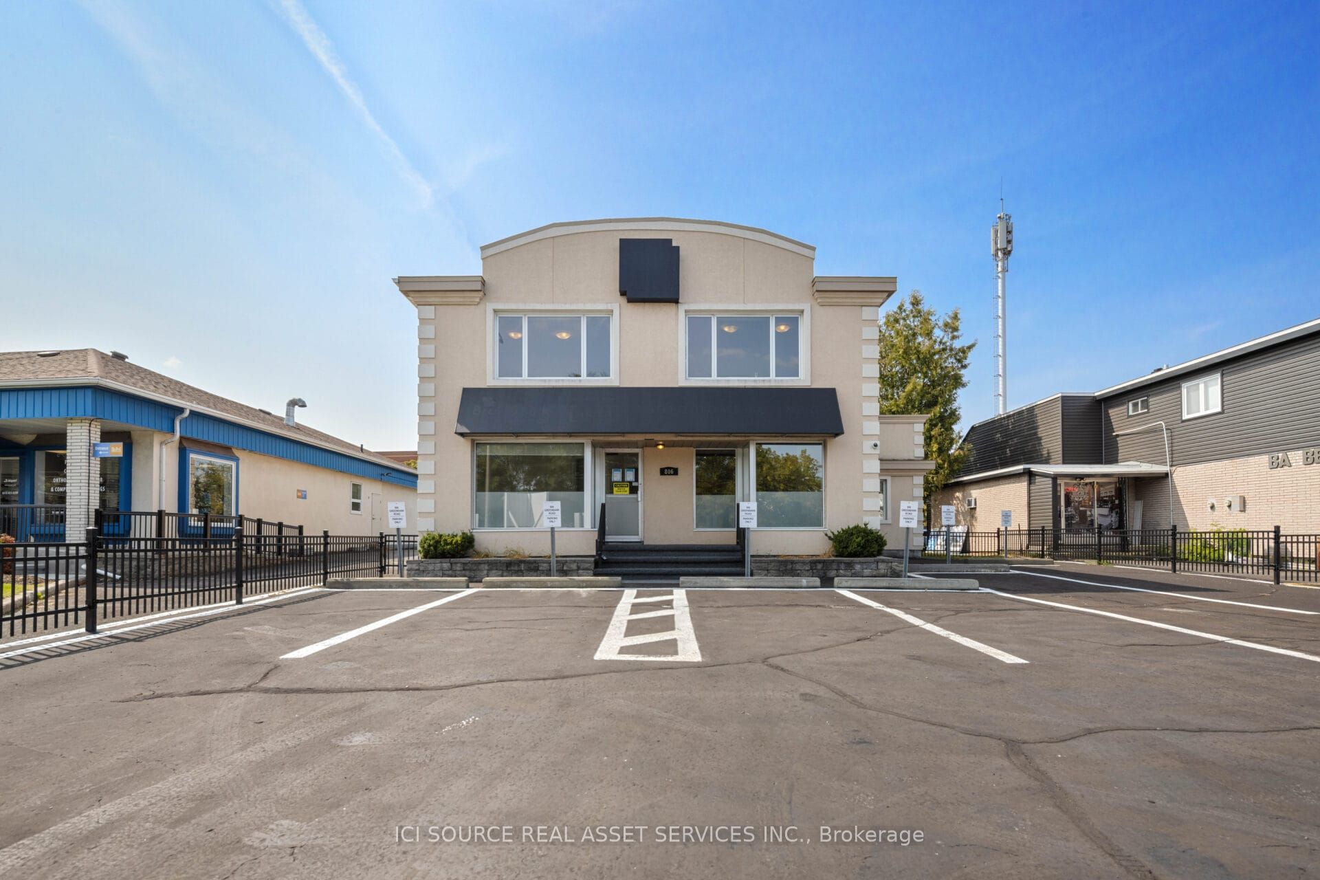 806 Greenbank Road