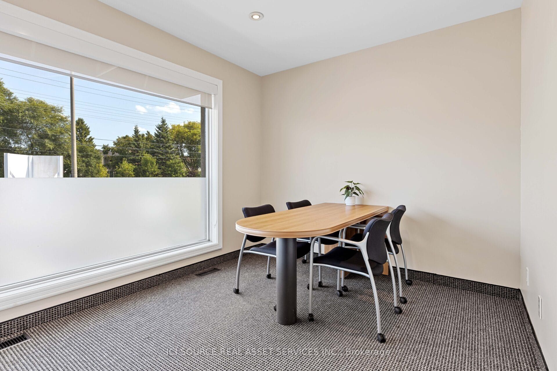 806 Greenbank Road