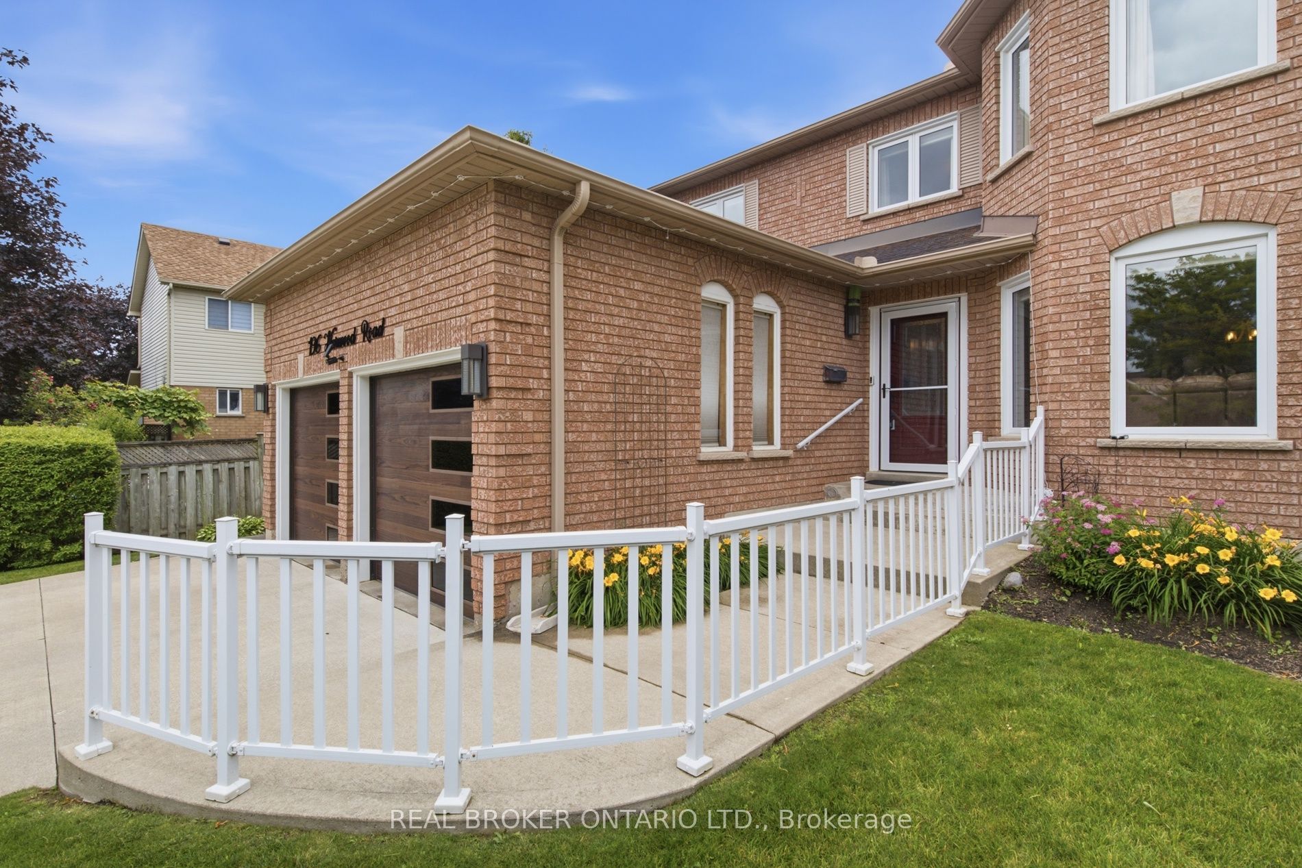 196 Harwood Road