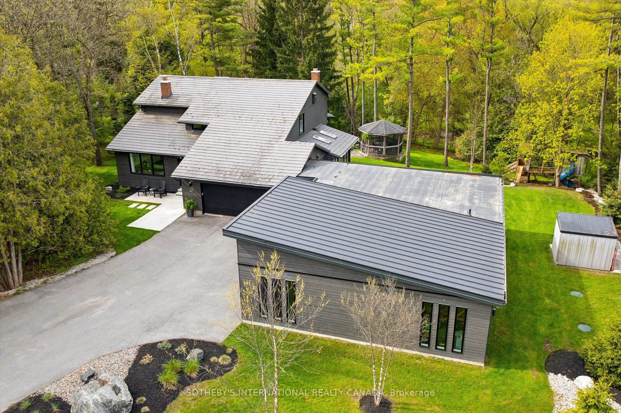 41 Misty River Drive