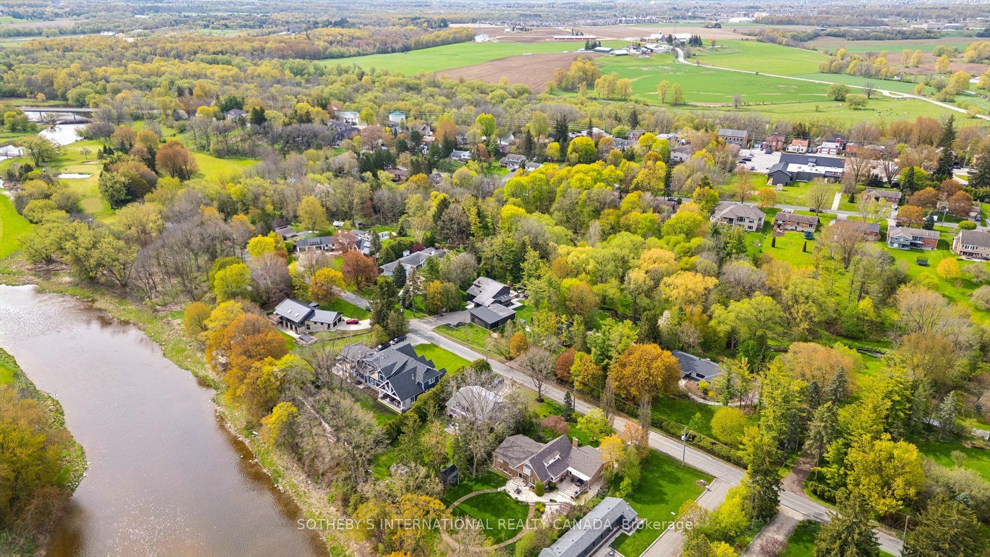 41 Misty River Drive
