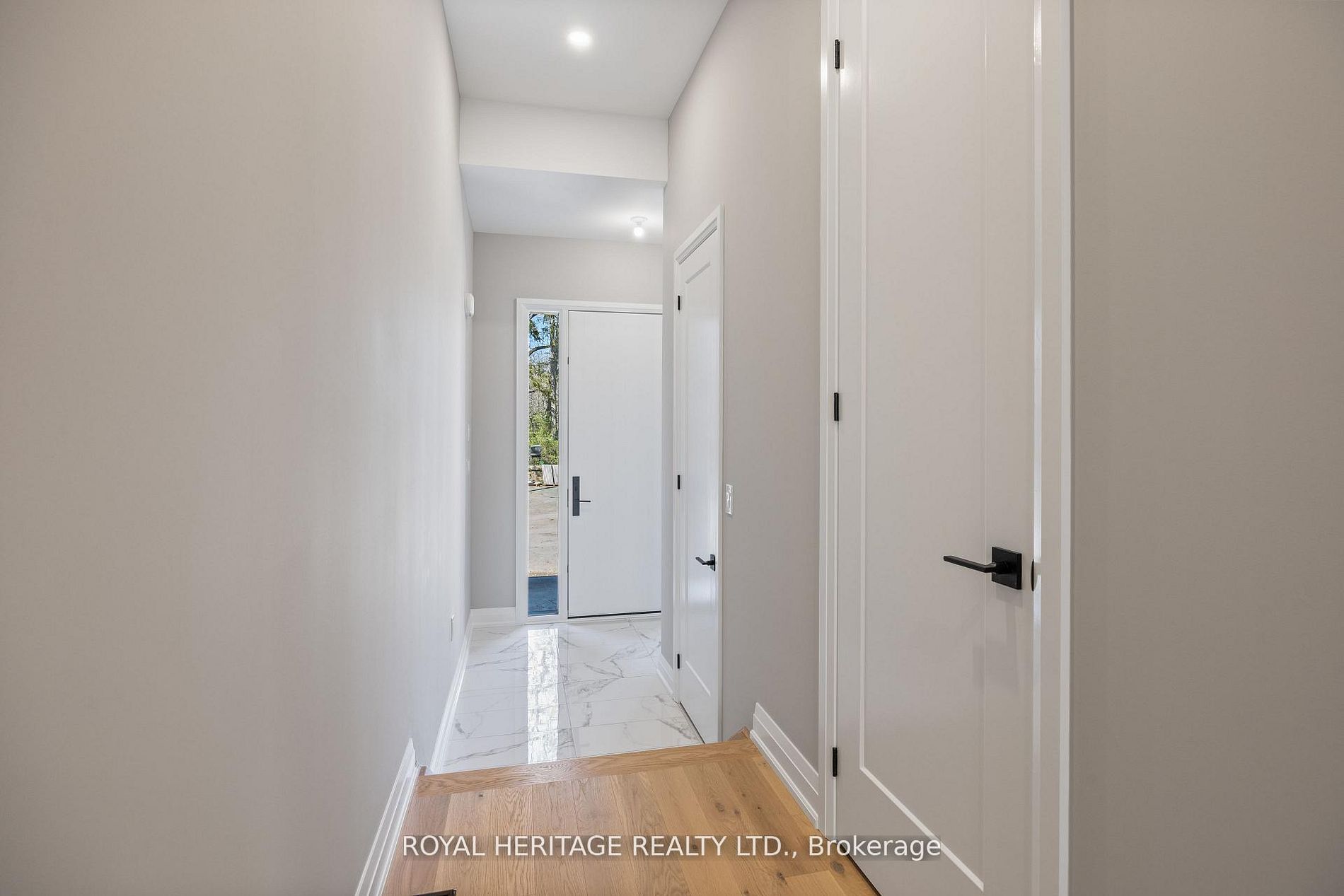 23 Inverlynn Way