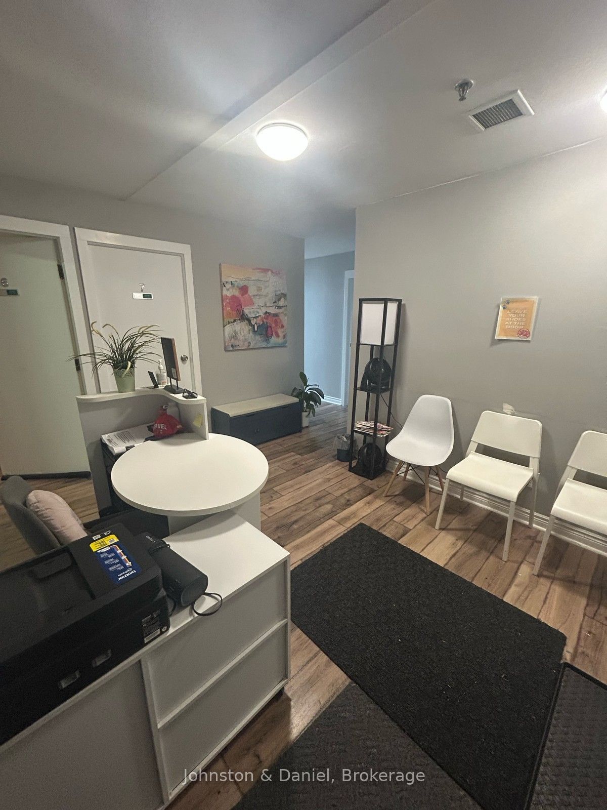 101 Mary Street W 302
